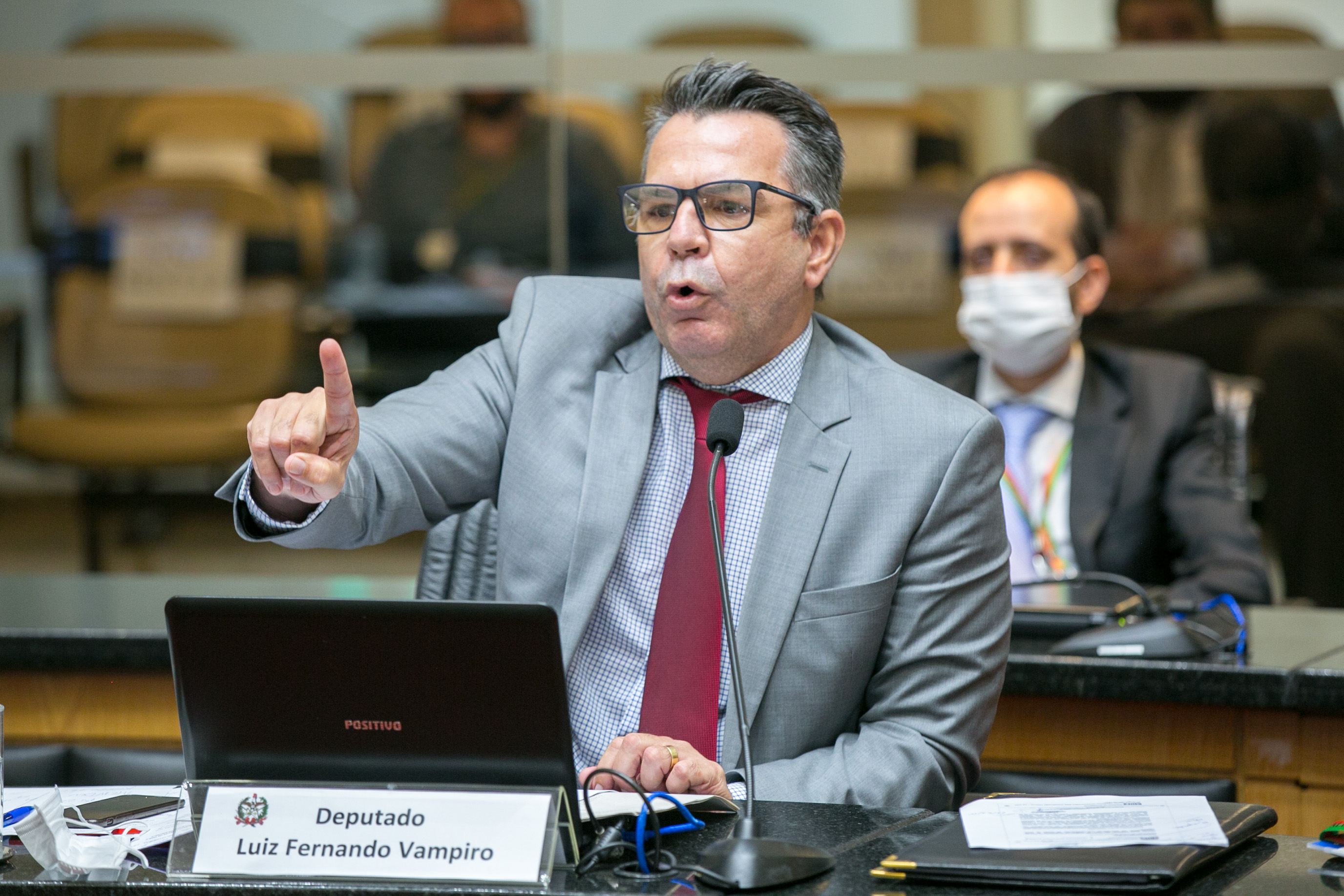 Deputado Luiz Fernando Vampiro (MDB)