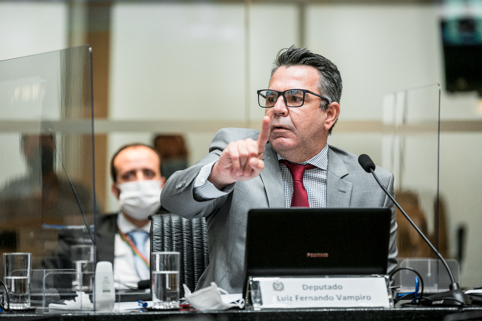 Deputado Luiz Fernando Vampiro  (MDB)