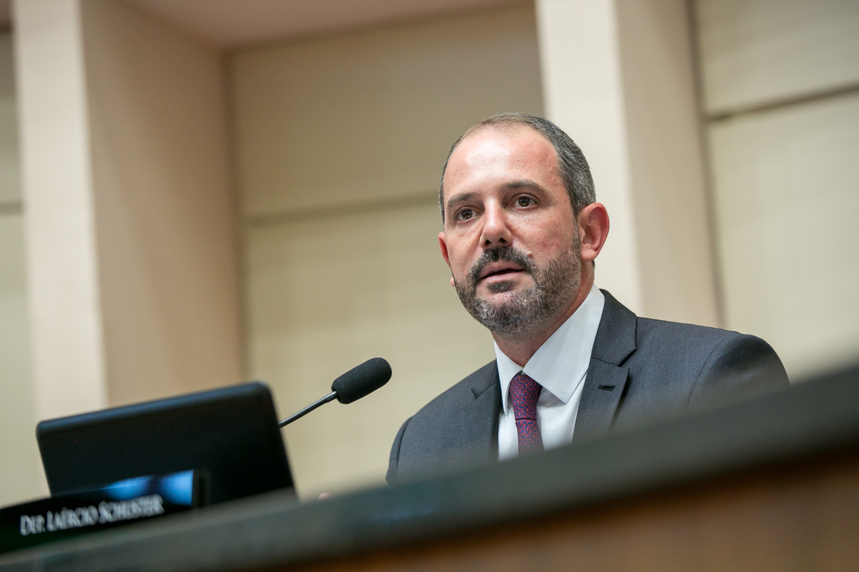 Deputado Laércio Schuster (PSB)
