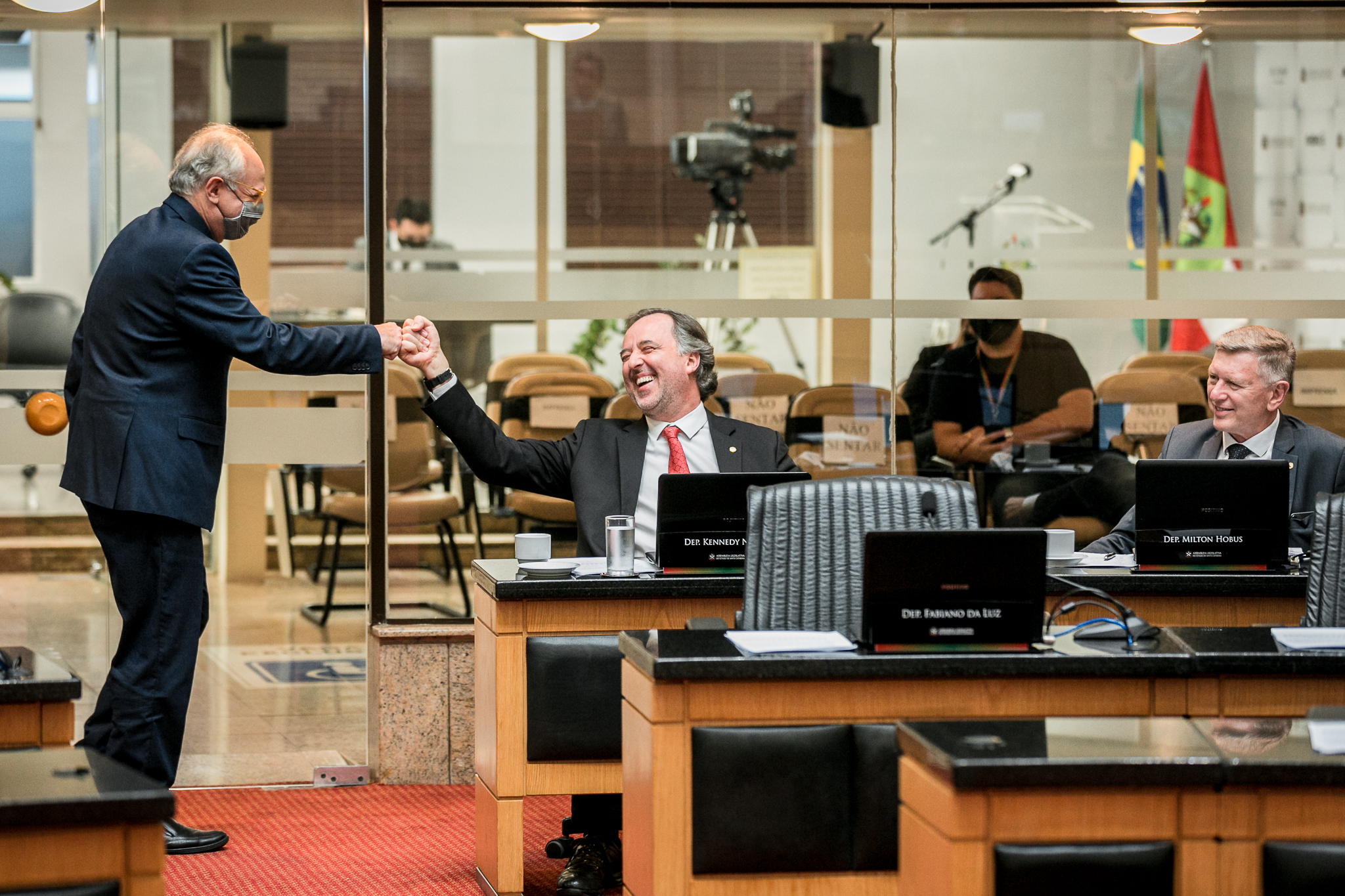 Deputado Vicente Caropreso (PSDB), Deputado Kennedy Nunes (PSD) e Deputado Milton Hobus (PSD)