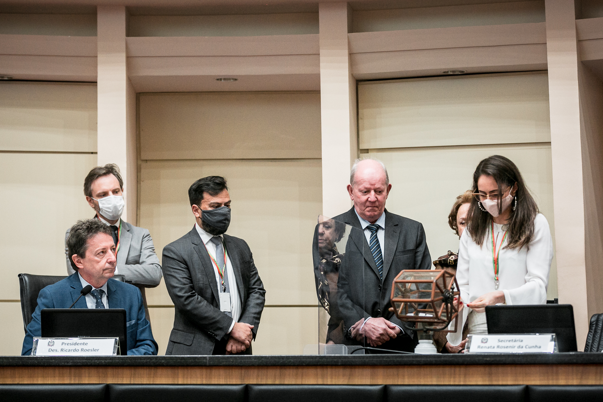 Desembargador Ricardo Roesler, Deputado Marcos Vieira (PSDB) e Desembargadora Sonia Maria Schmitz