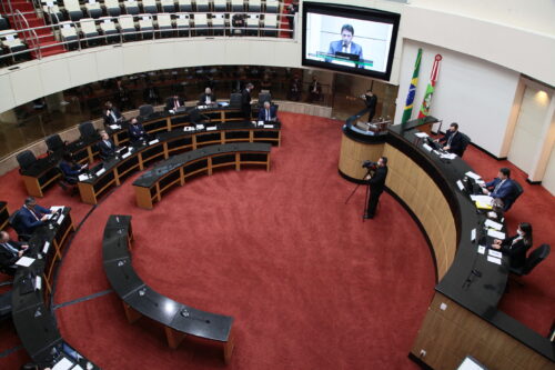 Sobre o credenciamento da imprensa para cobertura da reunião do Tribunal do Impeachment em 23/10
