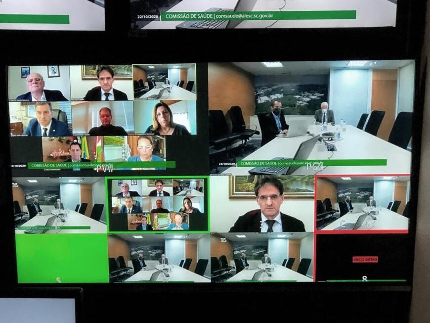 Não podemos politizar a vacina, concordam Ada e diretor do Butantan