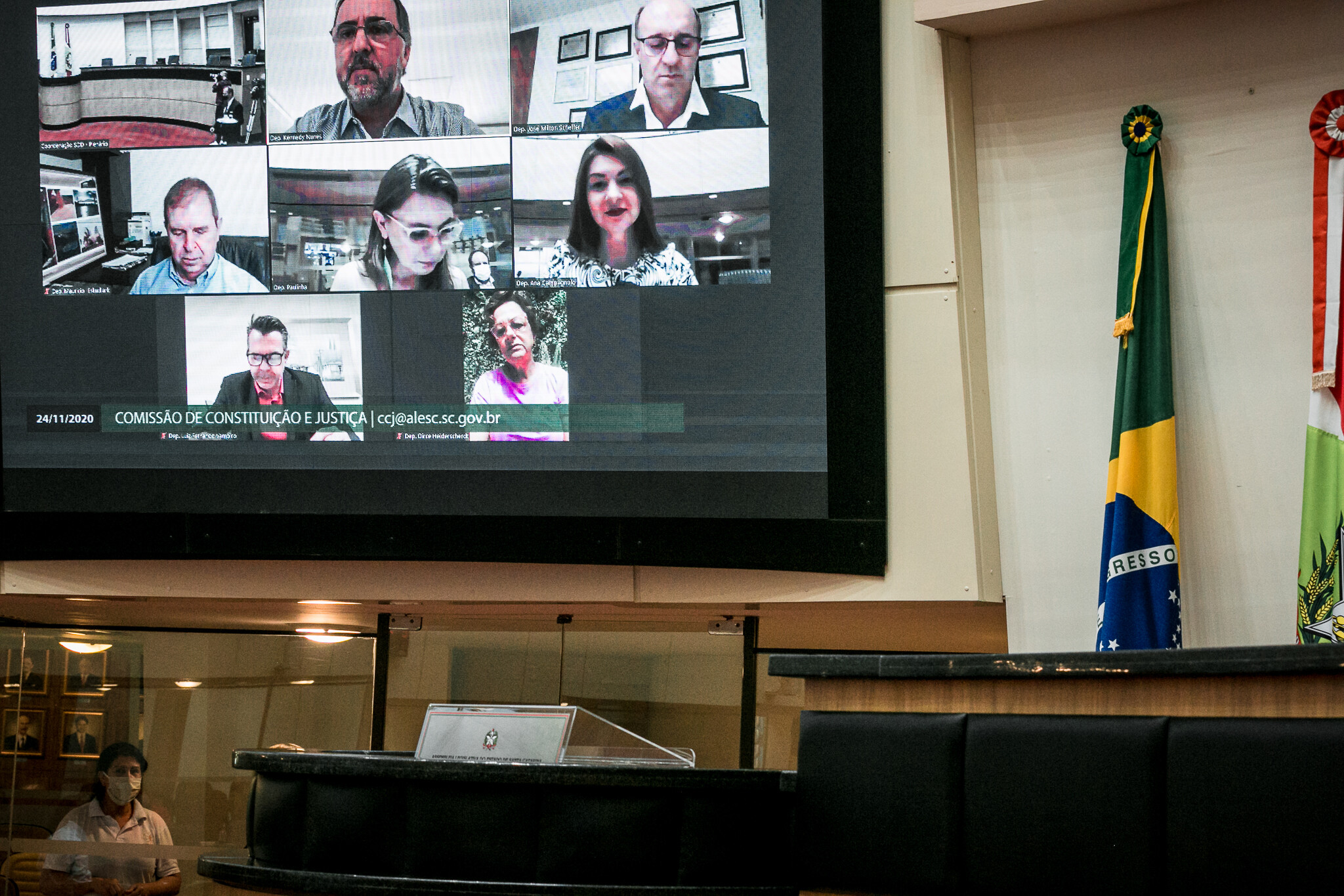 CCJ acata adicional a servidores que atendem pacientes de Covid