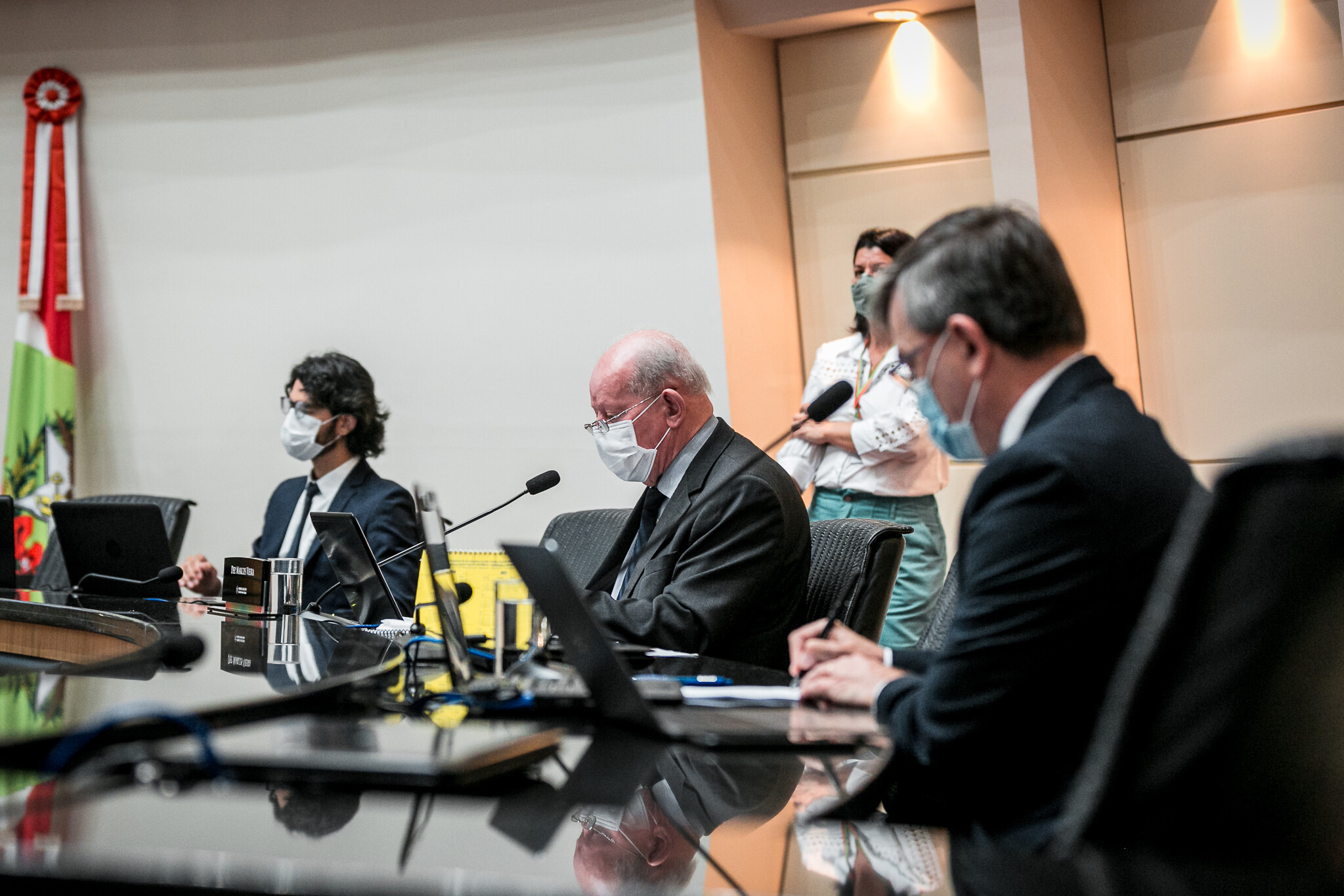 Retomada do crescimento do Estado depende da vacina, diz secretário