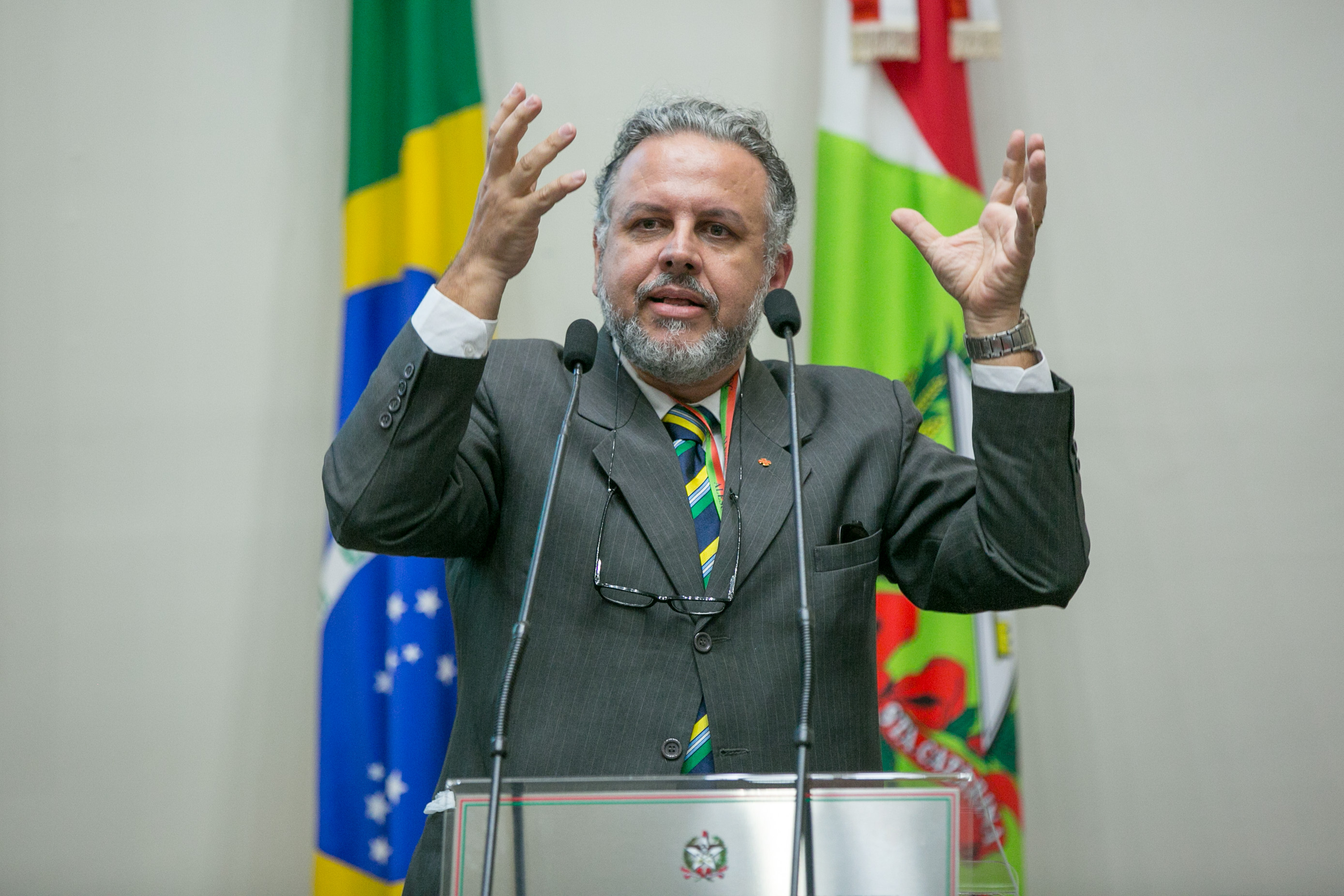 Advogado Leandro Maciel