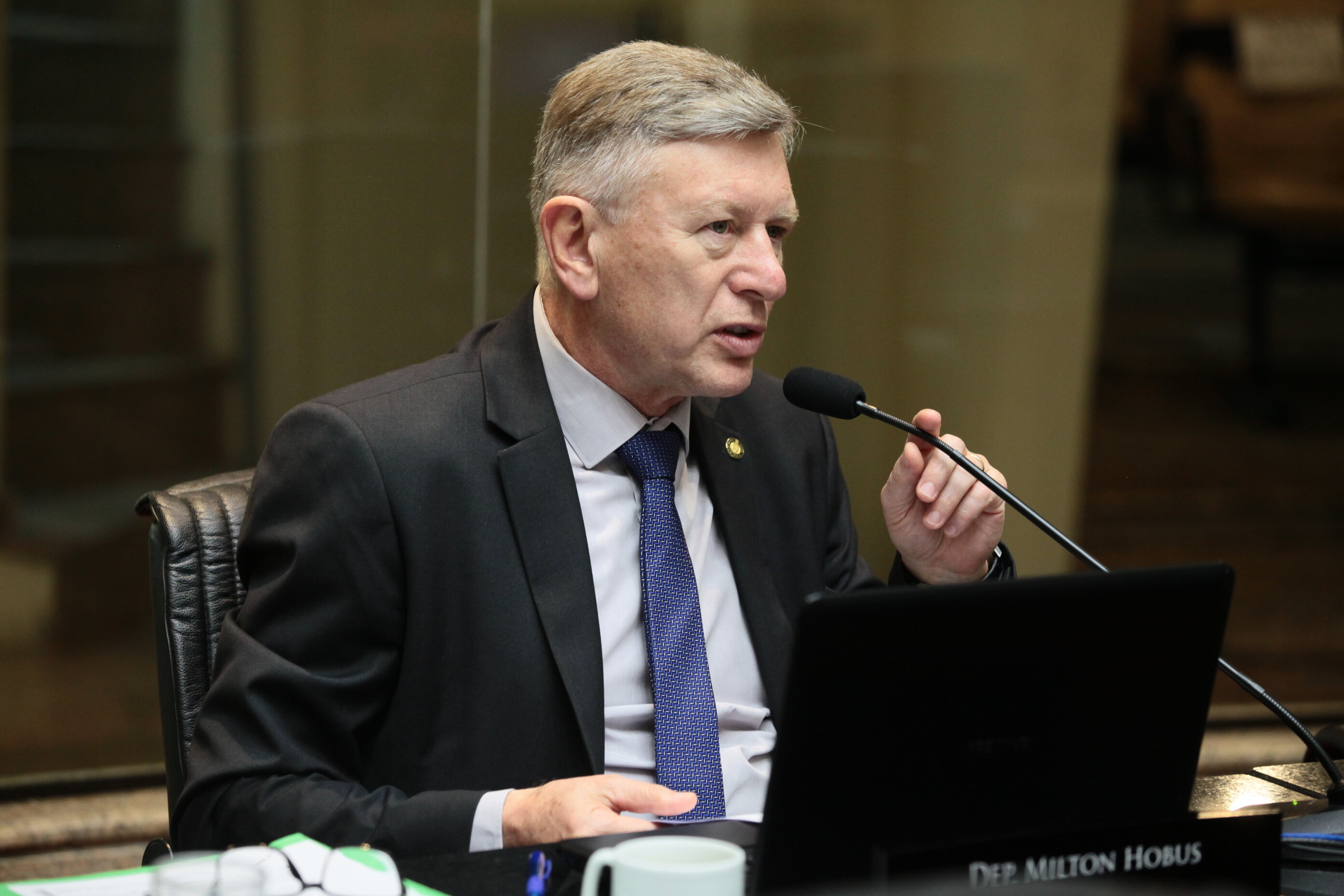 Deputado Milton Hobus