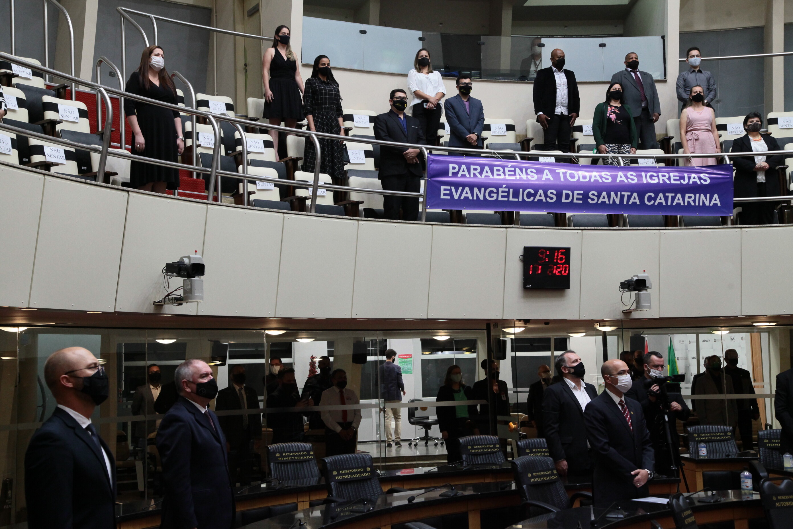 Sessão especial foi realizada pela Assembleia Legislativa, na noite desta quinta-feira (17)