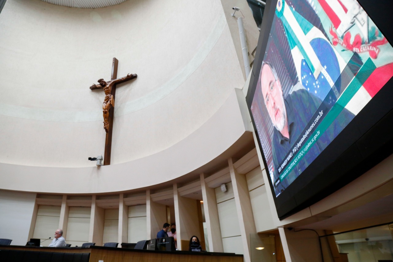 Comissão de Constitução e Justiça Extraordinária