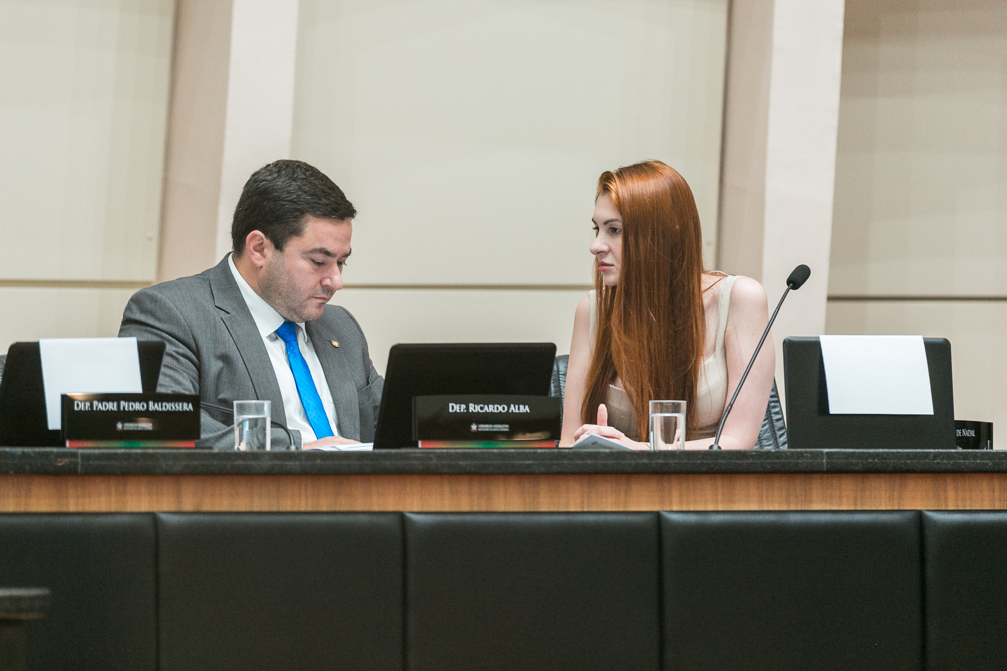 Deputada Ana Caroline Campagnolo (PSL) e Deputado Ricardo Alba (PSL)