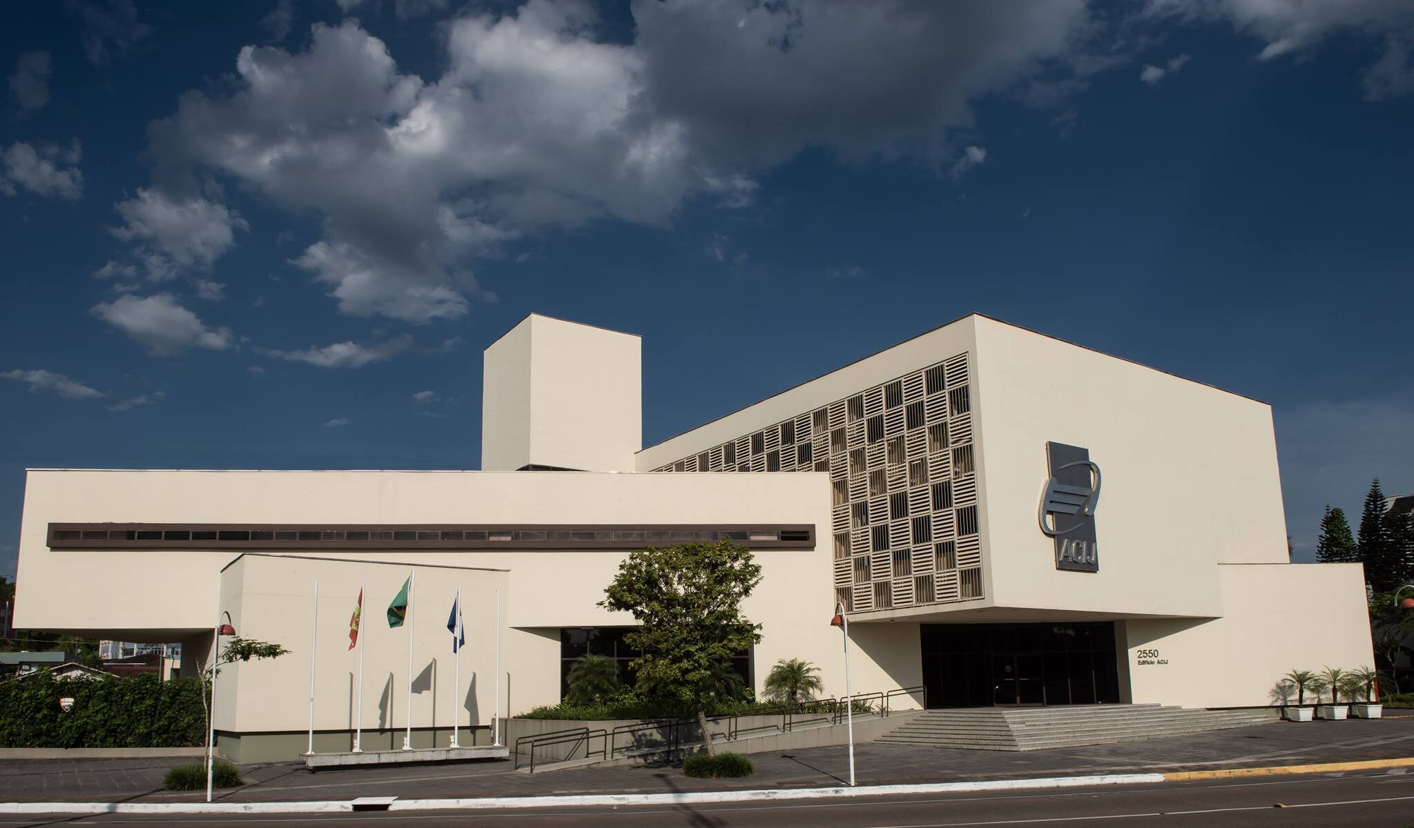 Assembleia realiza primeira sessão solene do ano e homenageia a Acij