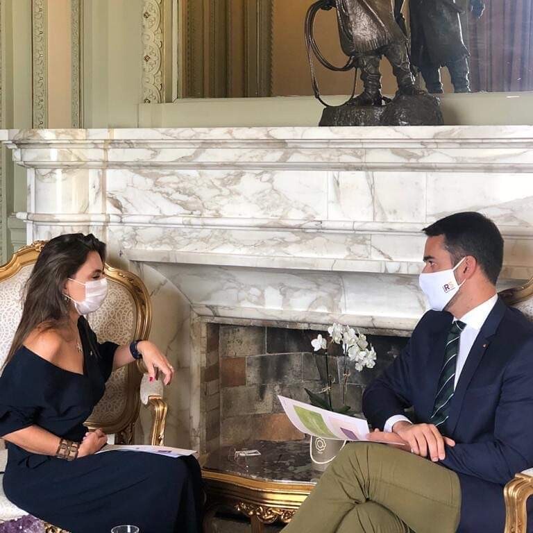 Deputada solicita prioridade em pavimentação ao governador do RS