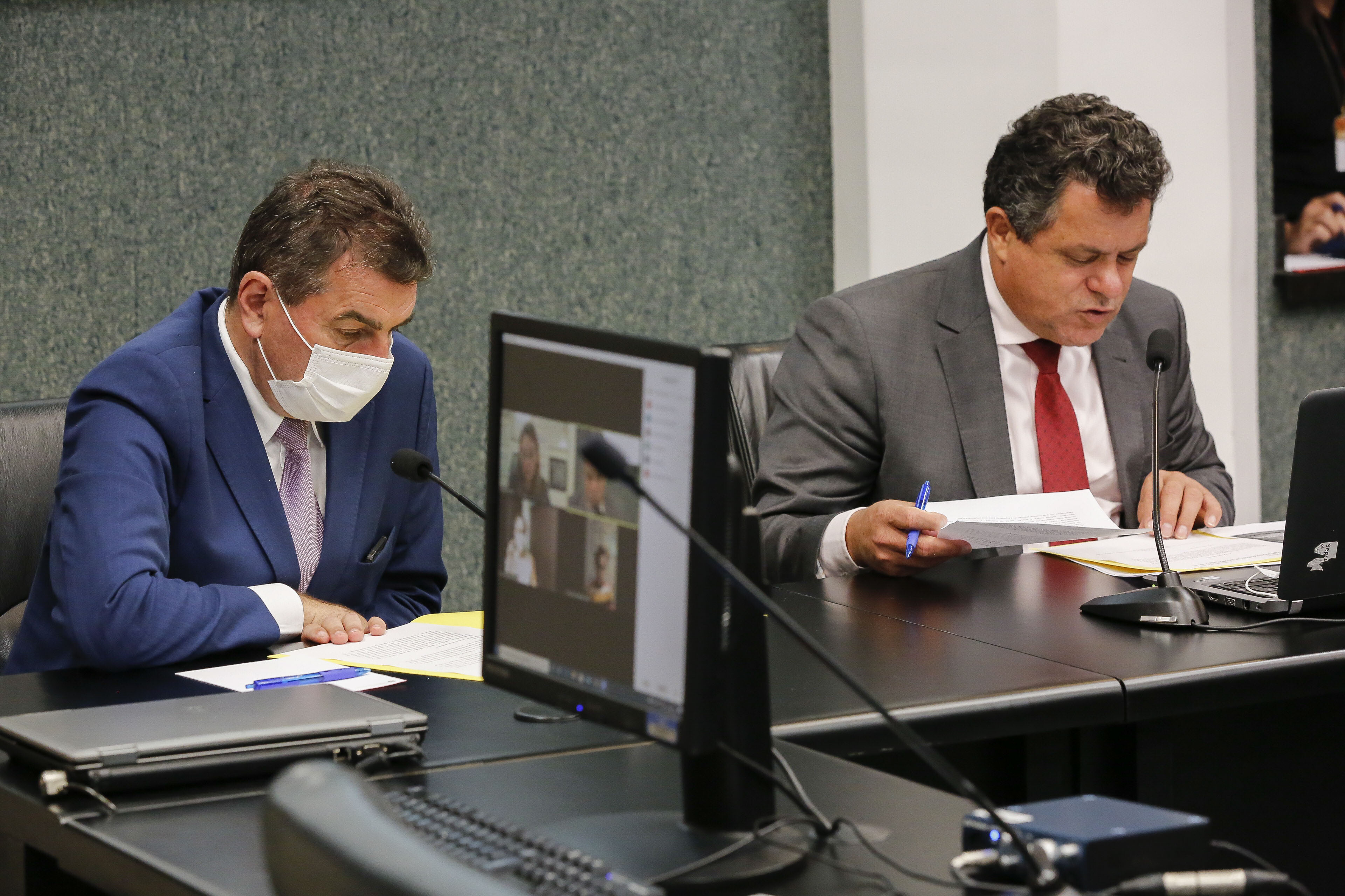 Audiência pública vai discutir projeto de criação de recifes artificiais no litoral