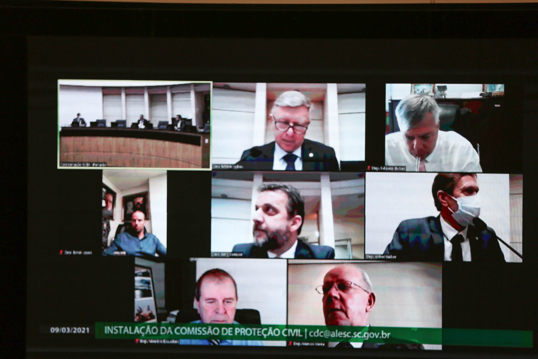 Deputados participam da reunião de instalação do colegiado