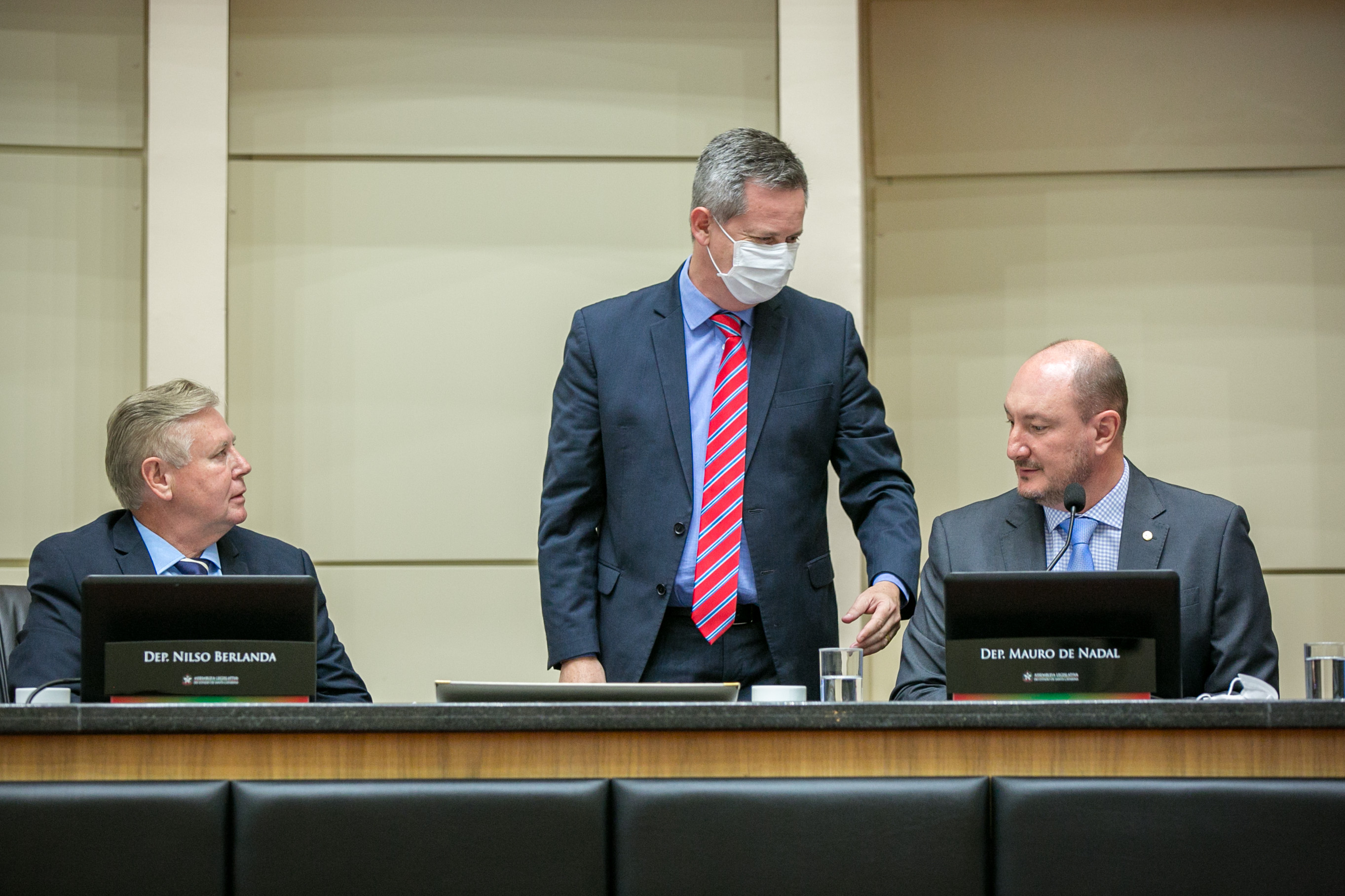 Deputado Nilso Berlanda (PL), Deptuado Jean Kuhlmann (PSD) e Deputado Mauro de Nadal (MDB)