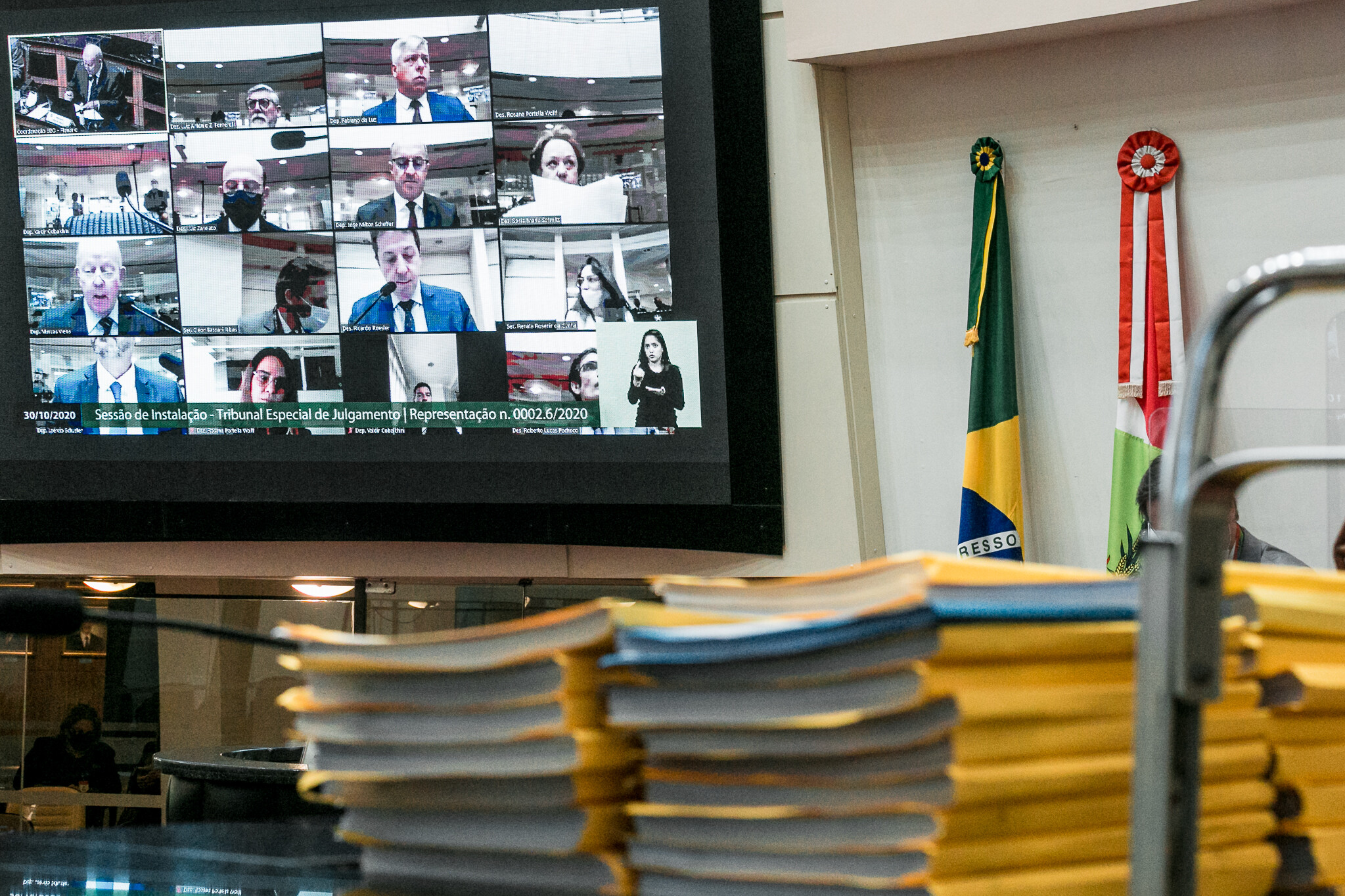 Sessão para votação do relatório do impeachment será por teleconferência