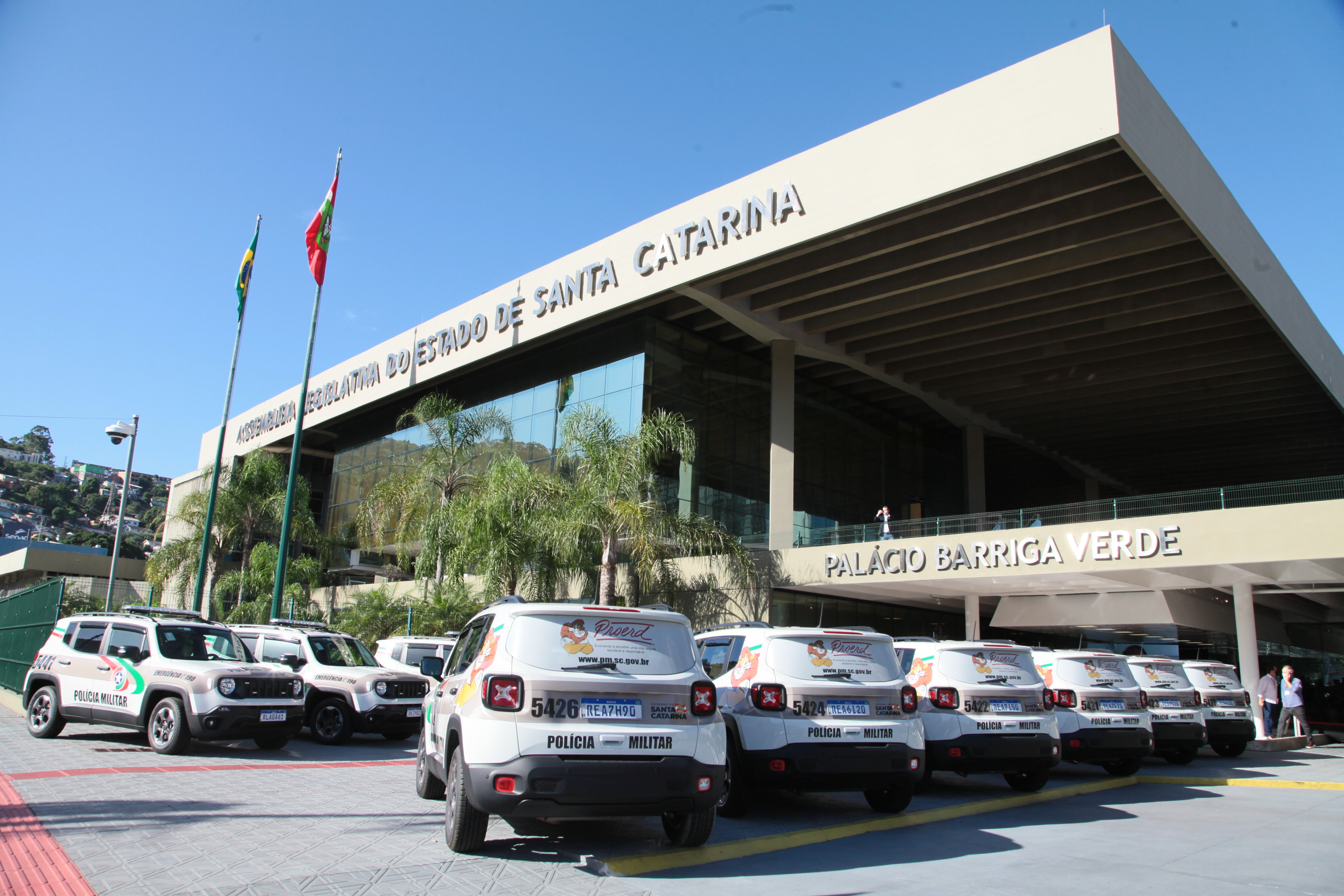 Solenidade de Entrega de Equipamentos à Polícia Militar de SC