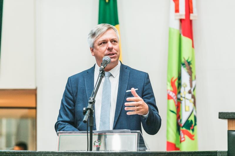 Fabiano da Luz repudia cortes em pesquisa e inovação na Embrapa