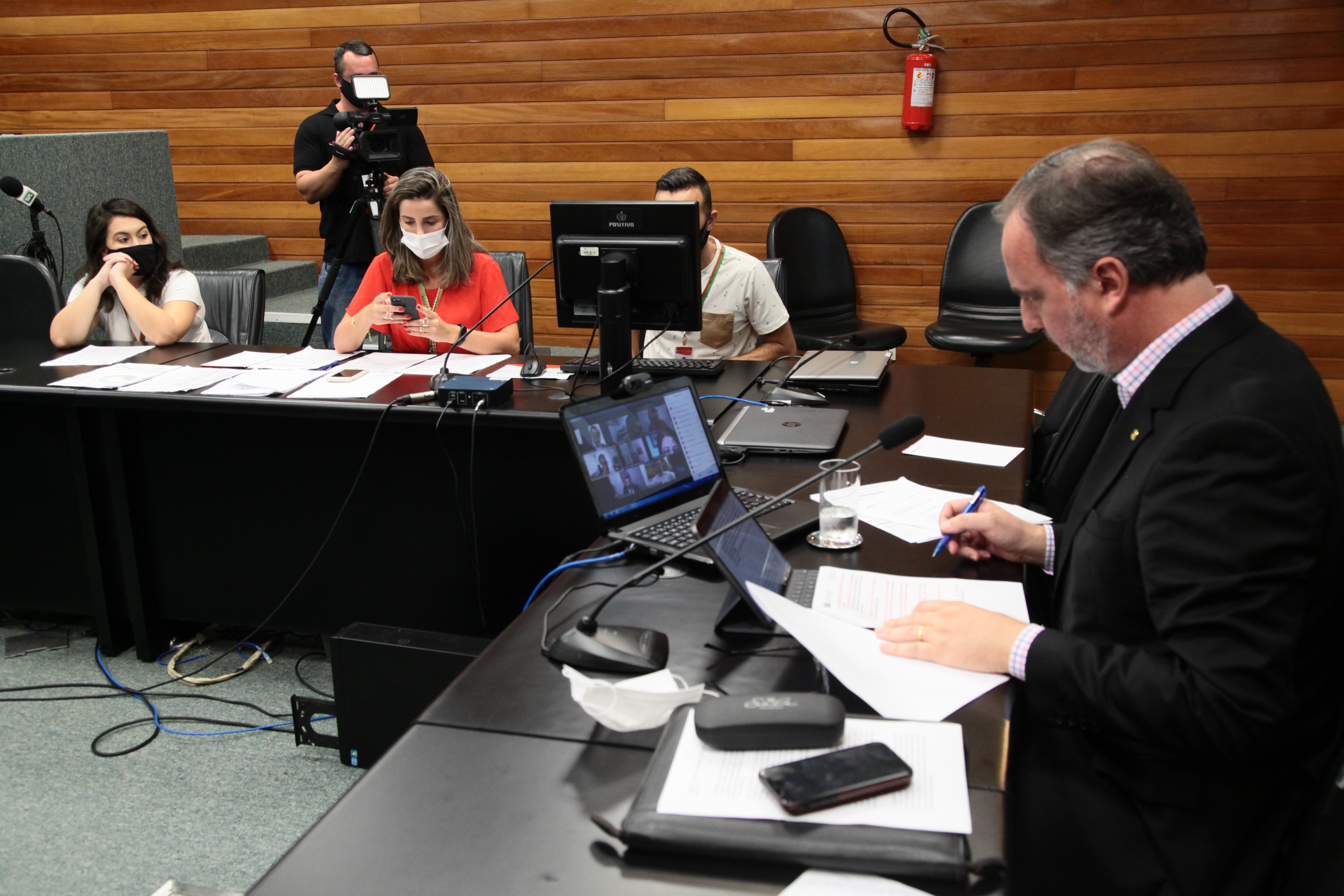 Frente Parlamentar de Acompanhamento de Dados dos Óbitos por Covid-19 em SC