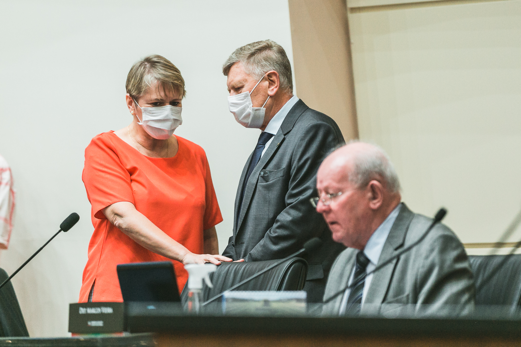 Deputada Luciane Carminatti (PT) - Deputado Milton Hobus (PSD)