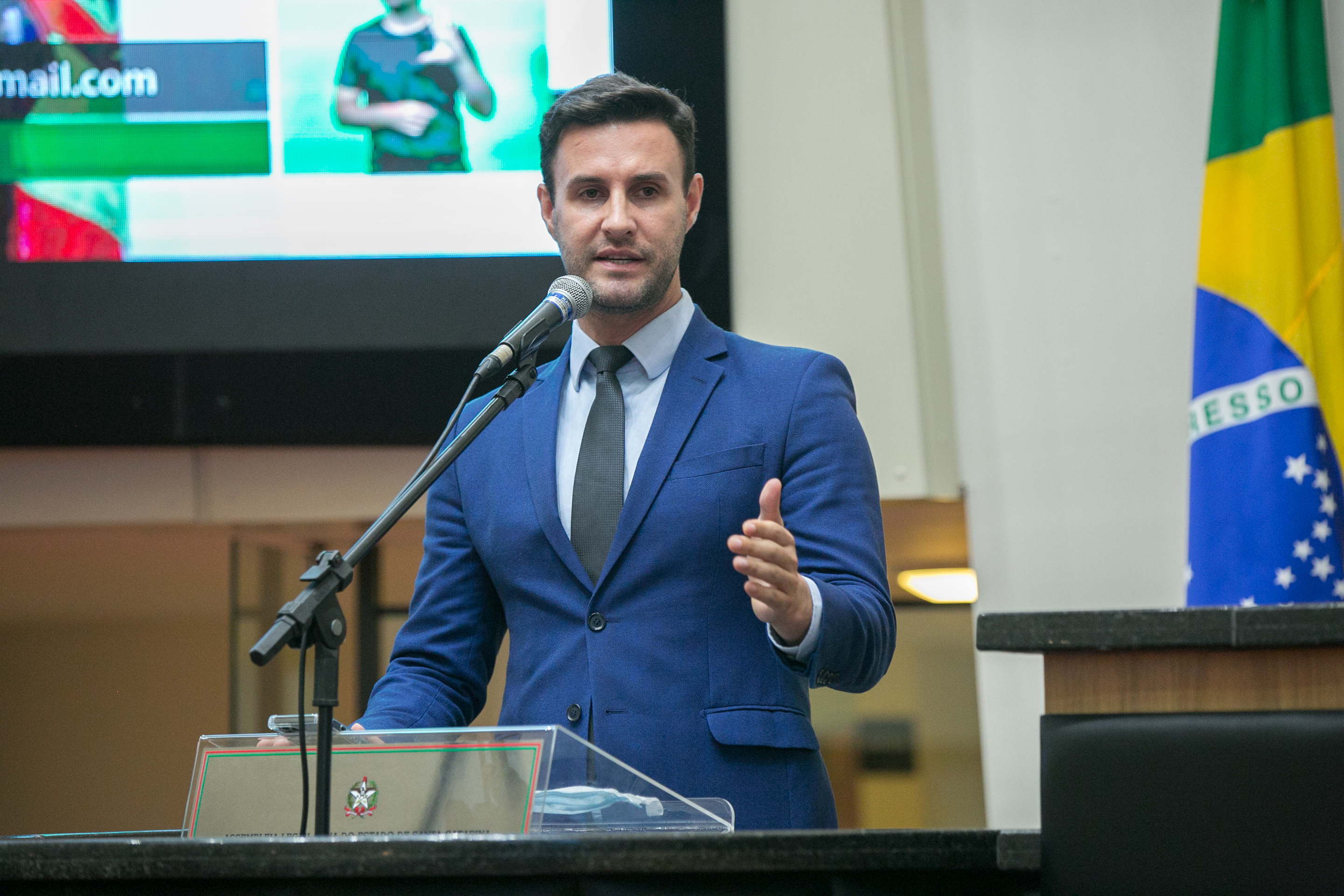 Deputado Felipe Estevão (PSL)