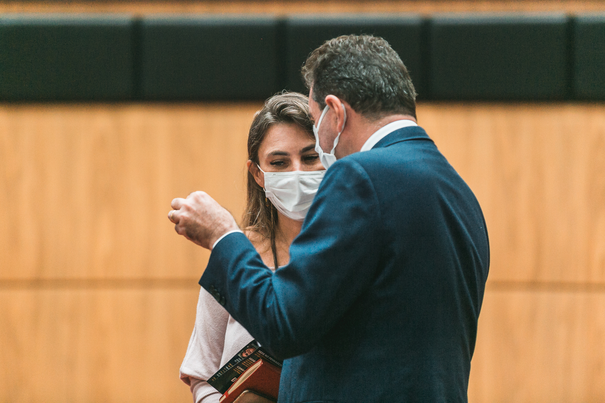 Deputada Ana Paula da Silva (PDT) - Deputado Valdir Cobalchini (MDB)