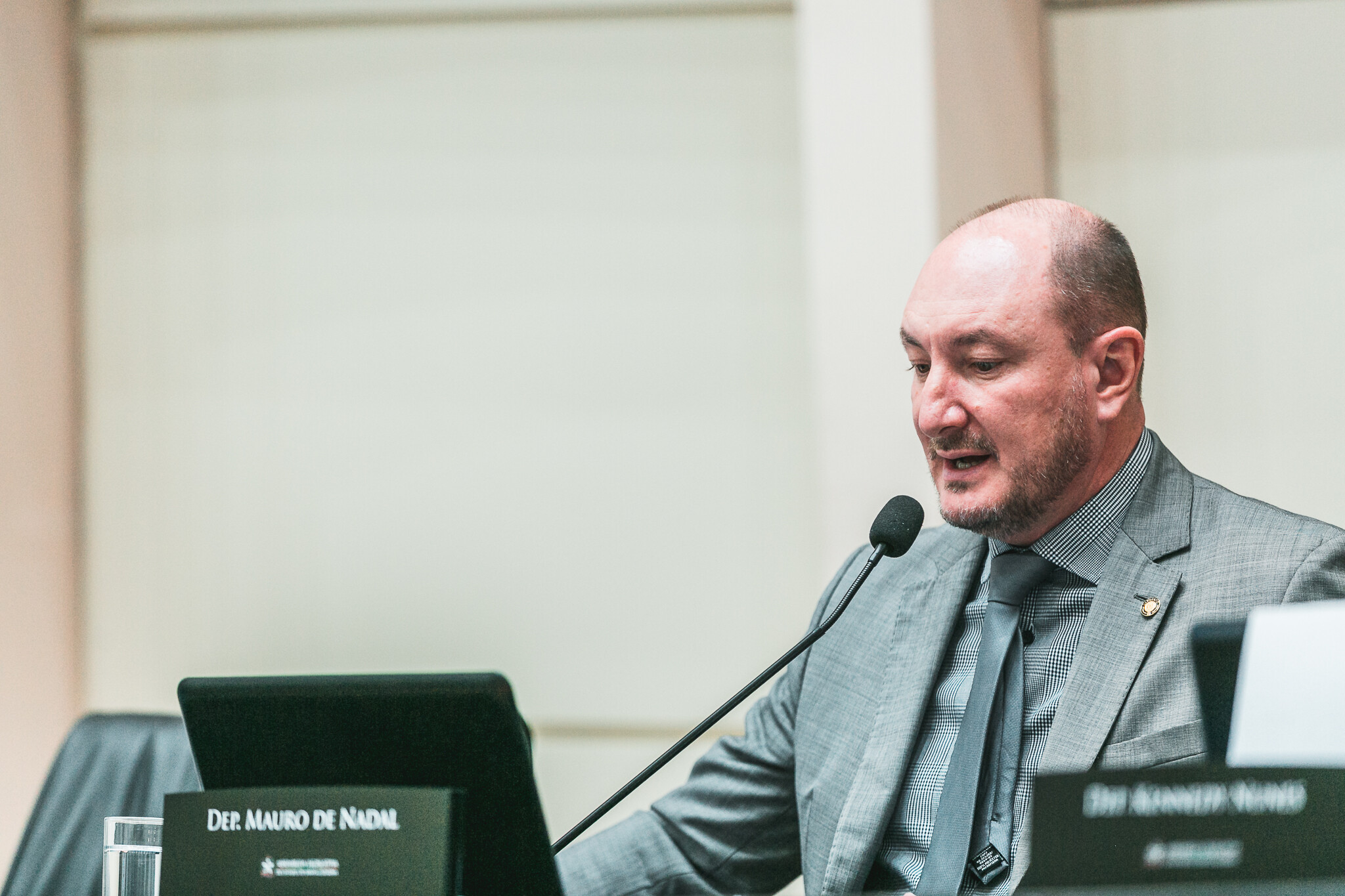 Deputados criticam cortes no orçamento da União em rodovias federais