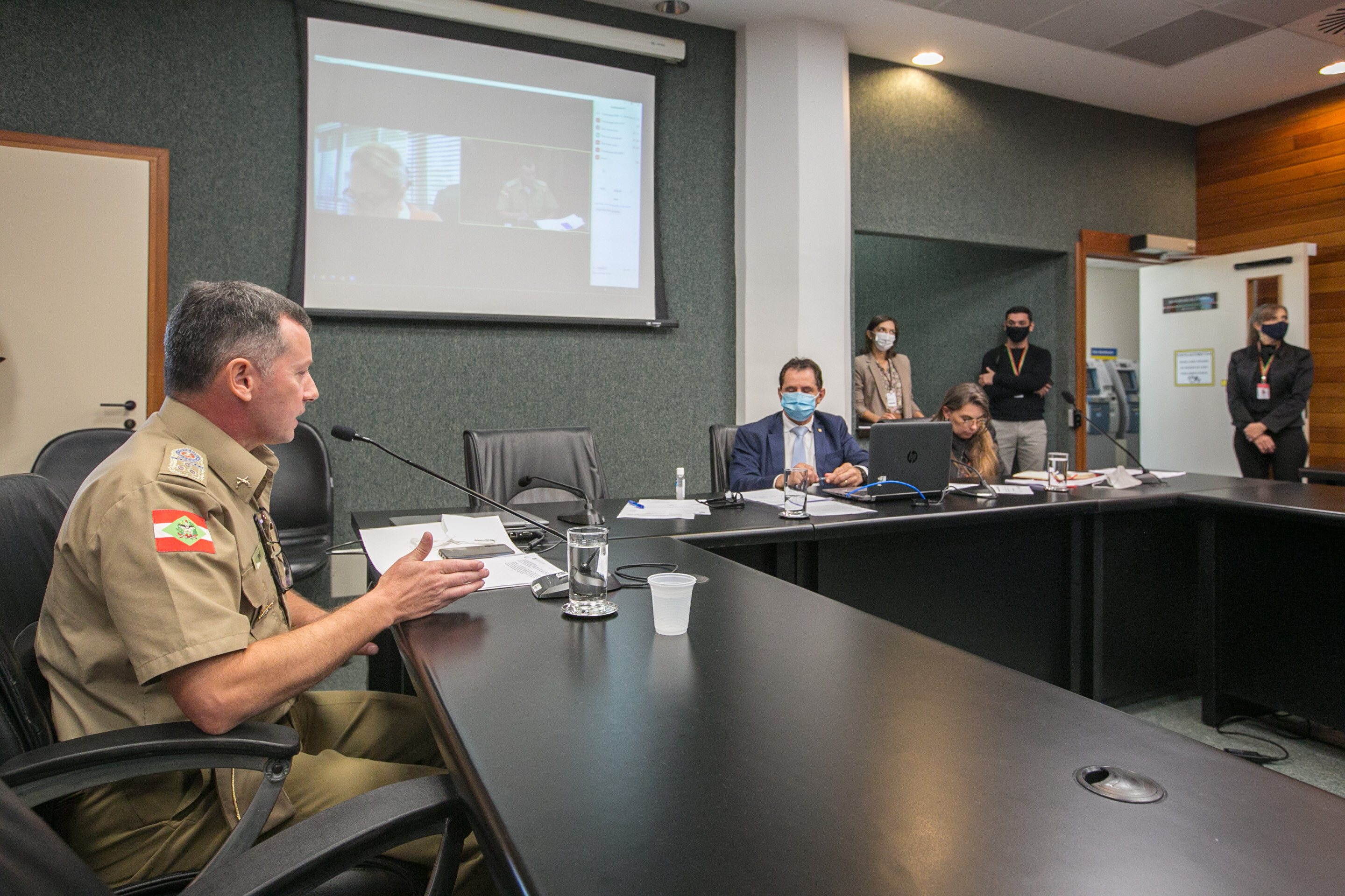 Comissão ouve comando da PM sobre distribuição de novas viaturas e efetivos