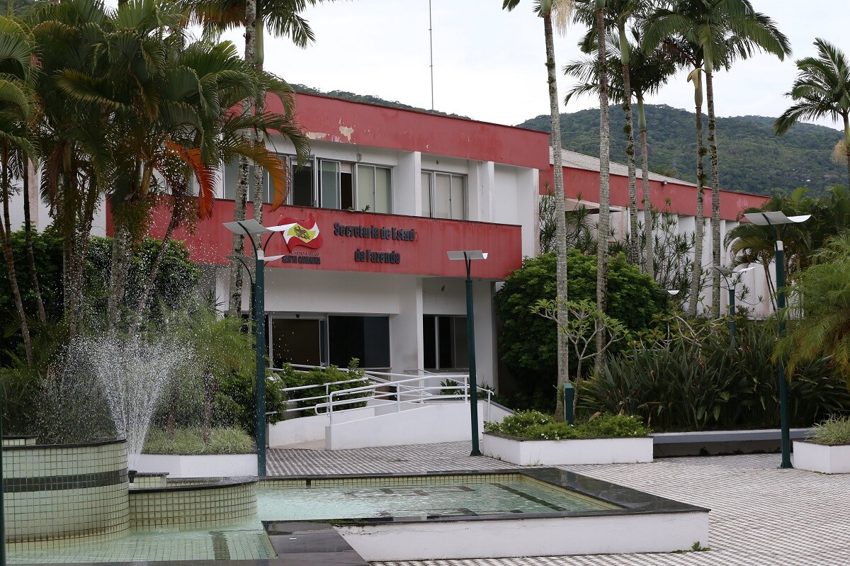 Executivo envia projeto da Lei de Diretrizes Orçamentárias para 2022
