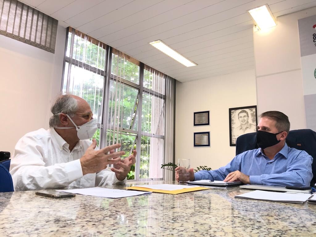 Deputado Dr. Vicente e o secretário de Estado da Agricultura, Altair Silva