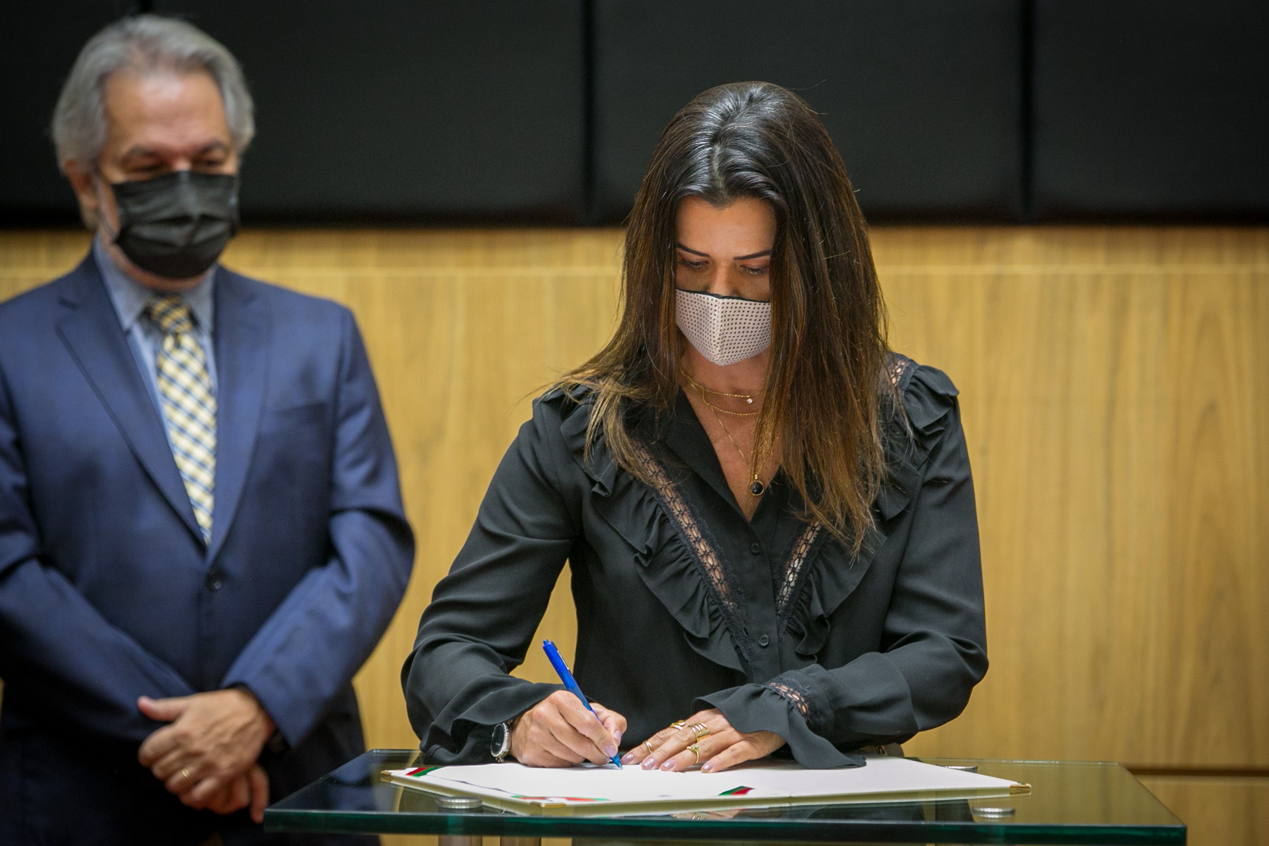 Procuradora-Geral do Ministério Público de Contas (MPC/SC), Cibelly Farias