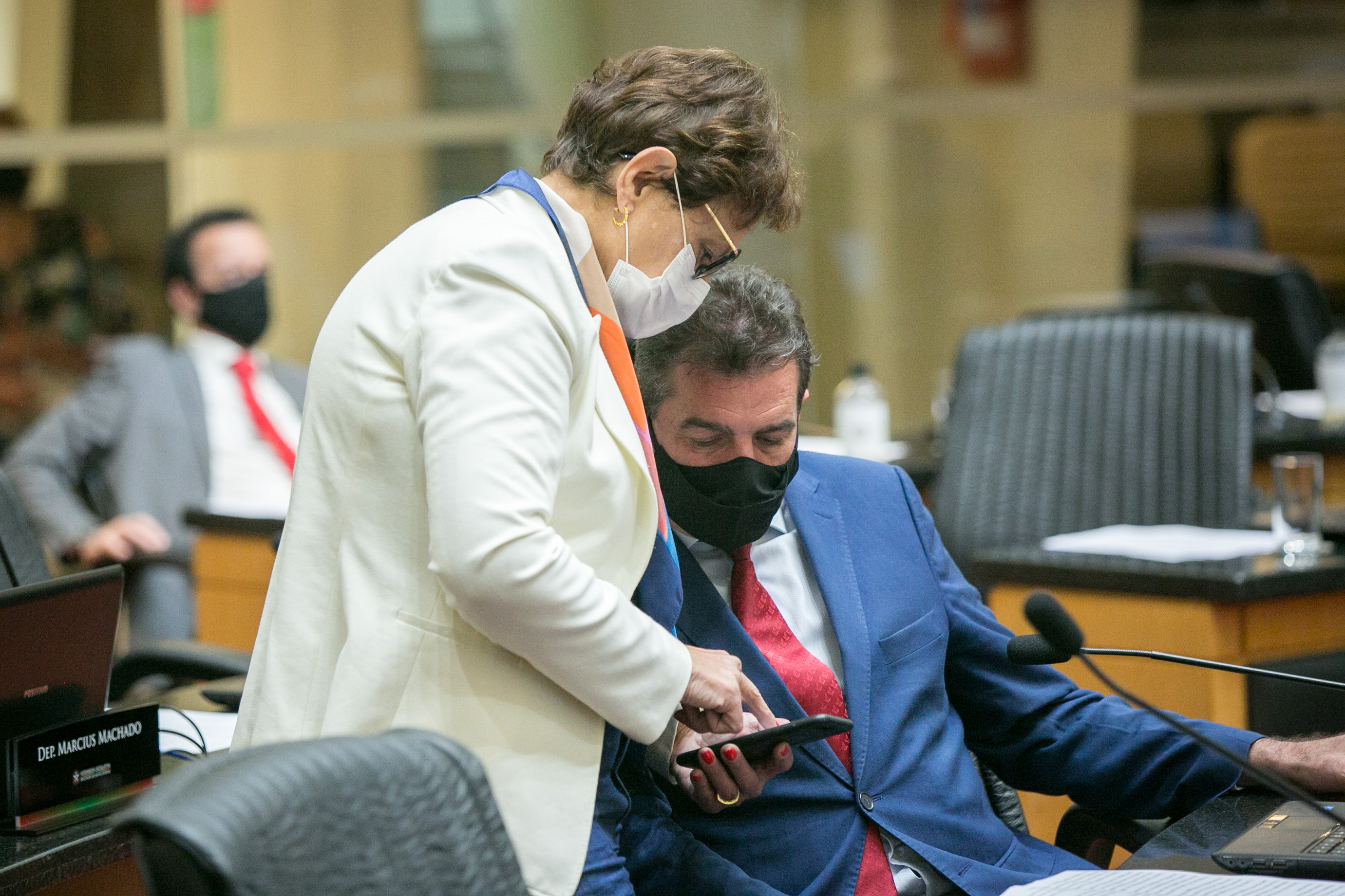 Deputada Dirce Heiderscheidt (MDB) e Deputado Valdir Cobalchini (MDB)