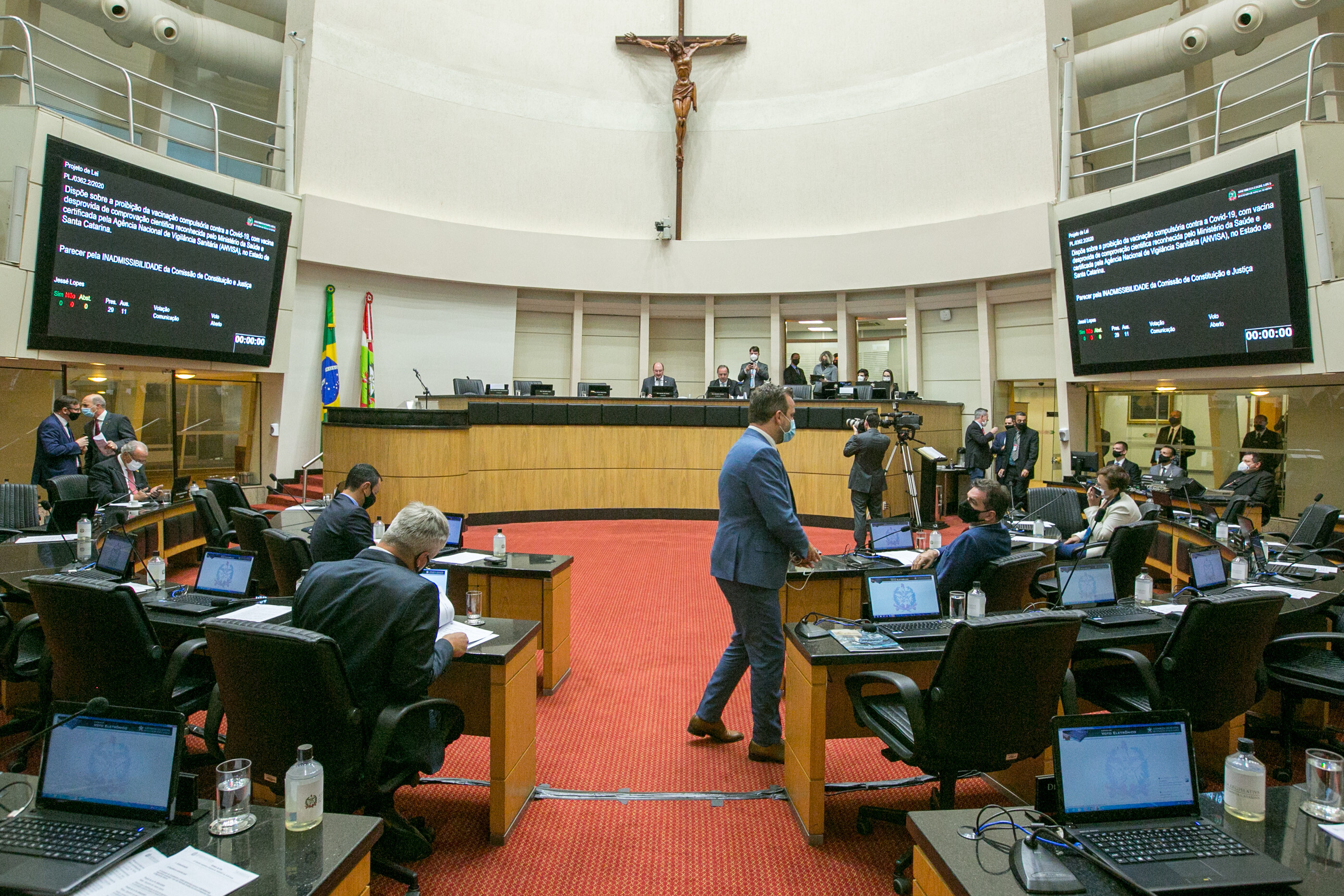 Deputados lamentam morte de Casildo e alertam para estiagem no Oeste