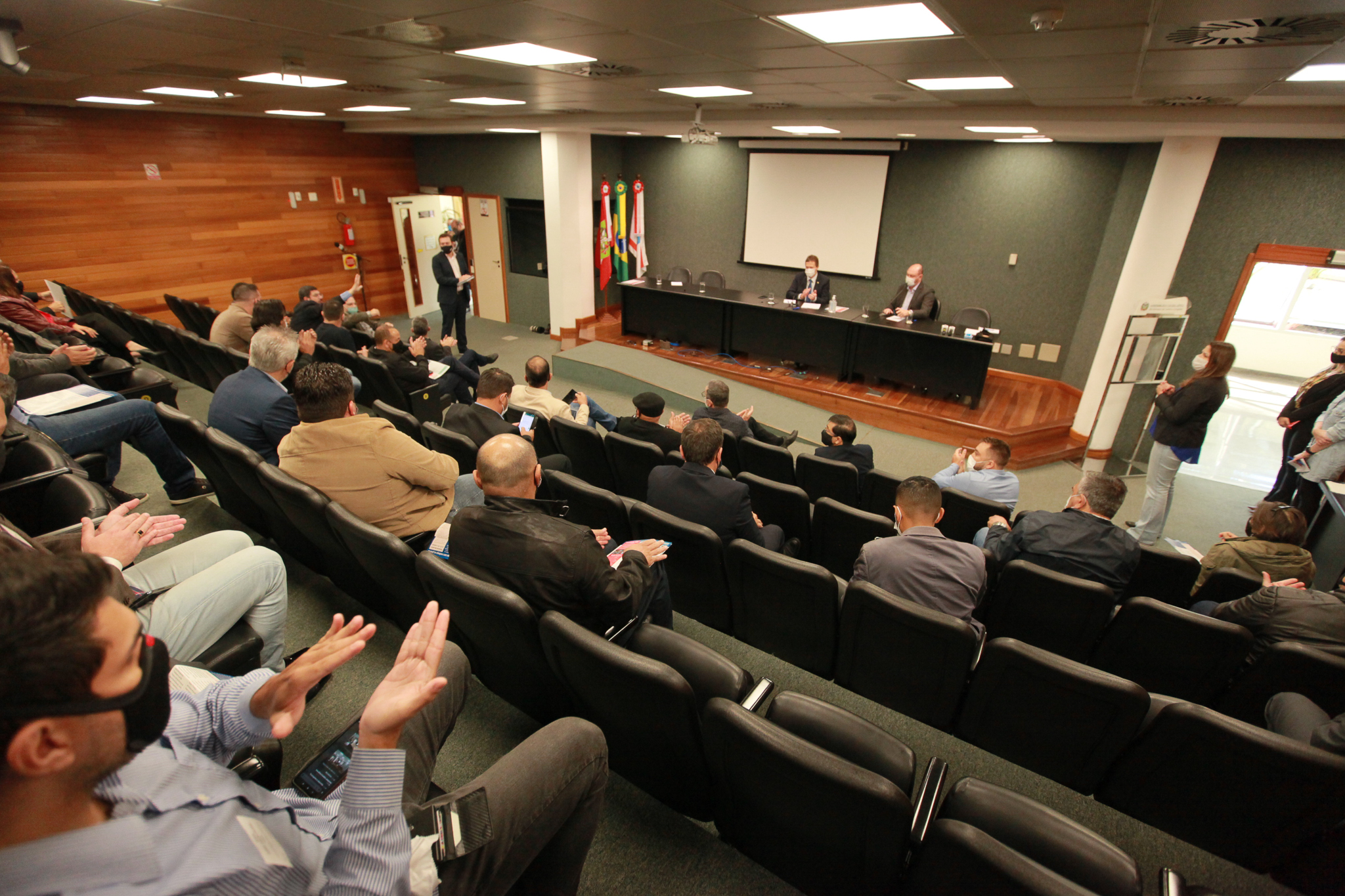 Reunião Sobre Desestatização de Portos Catarinenses