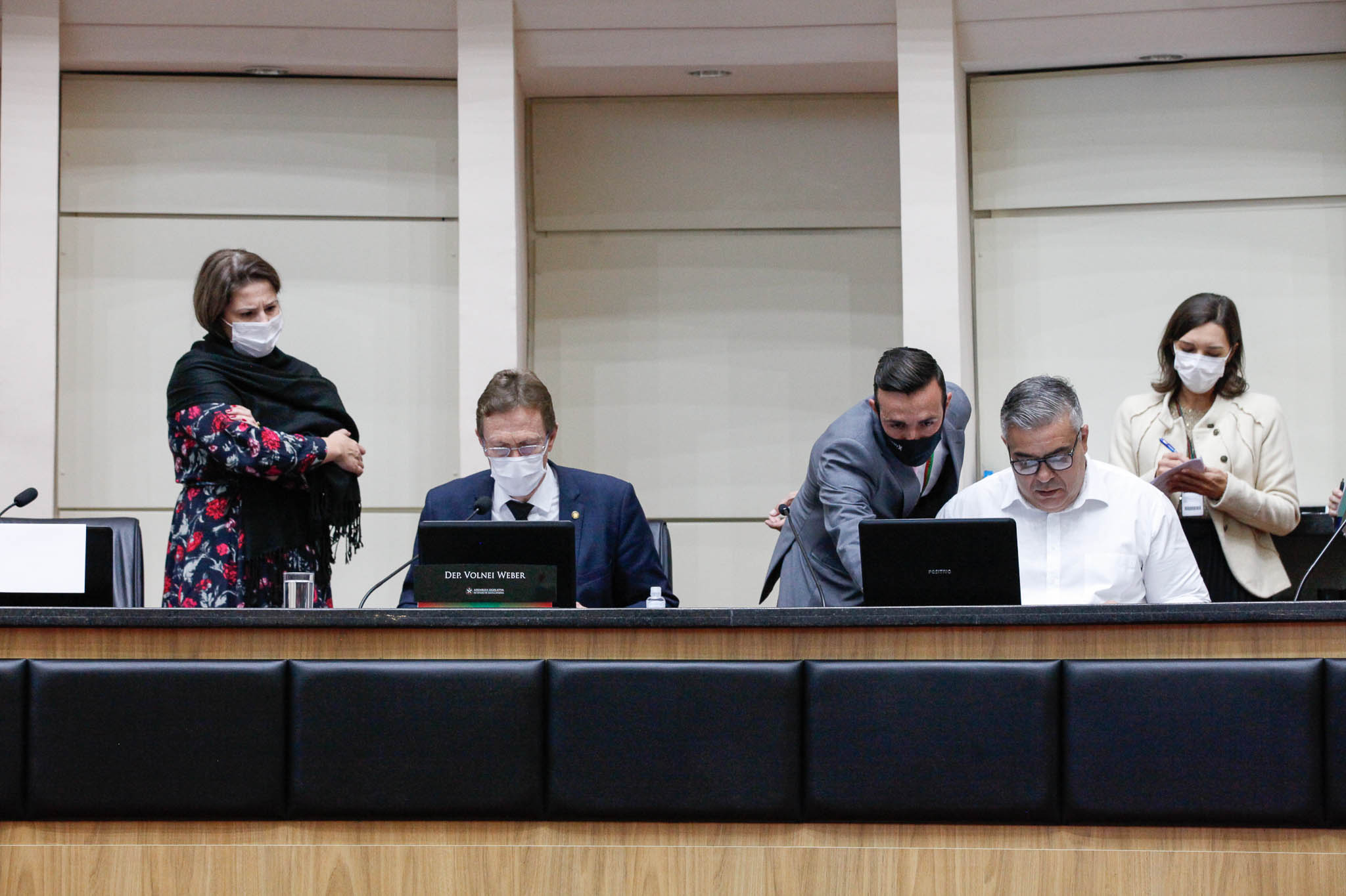 Deputado Volnei Weber (MDB) - Deputado Sargento Lima(PL)