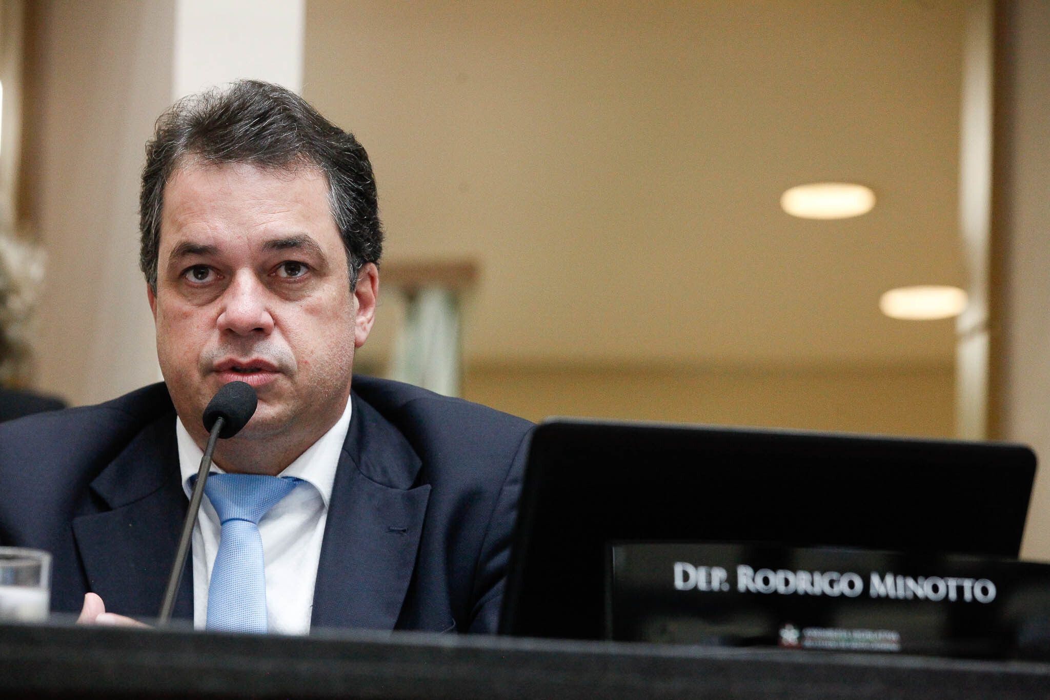 Projeto do deputado Minotto possibilita pagamento de pedágio com cartão