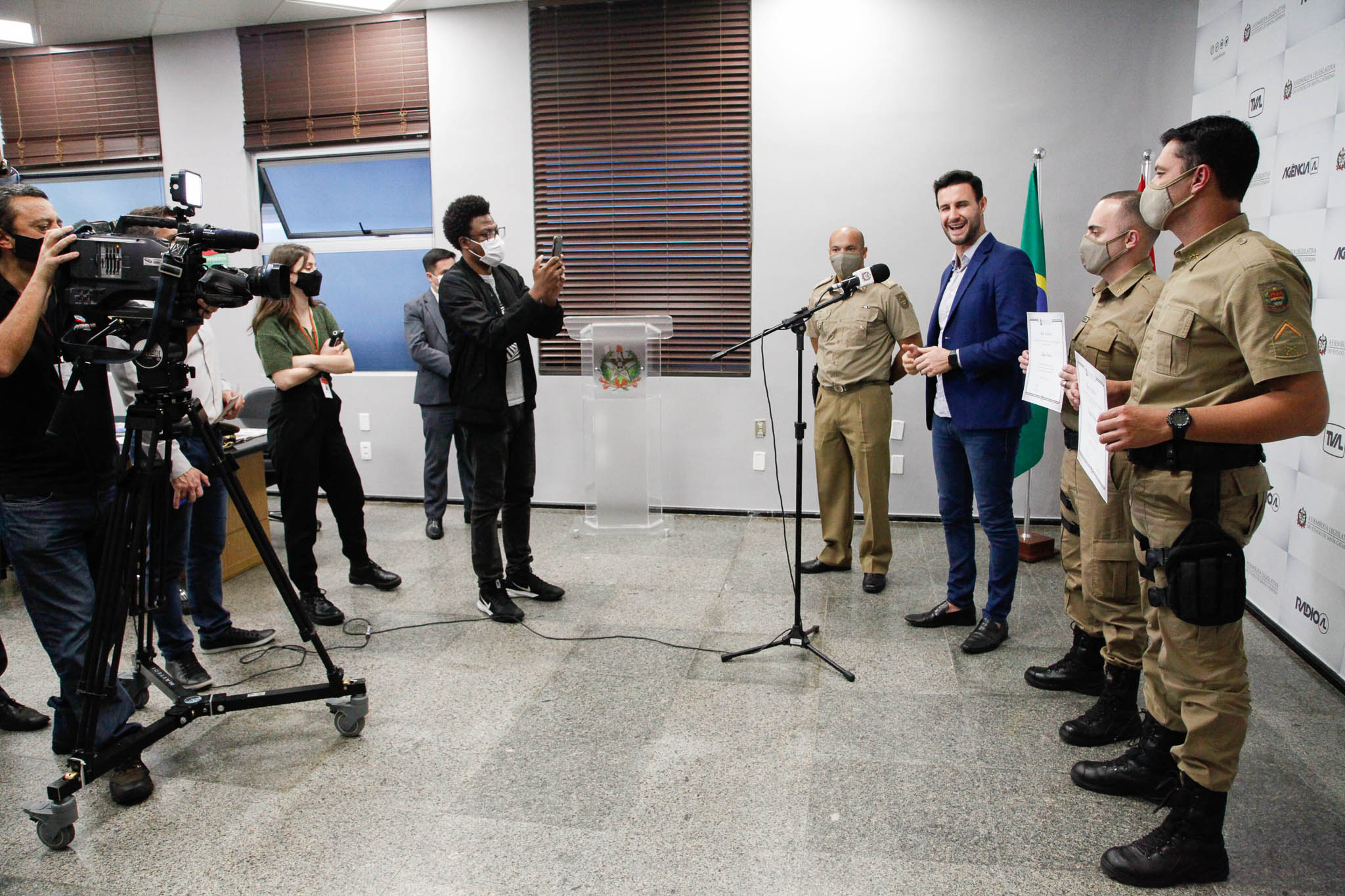 Deputado Felipe Estevão (PSL), Soldado Pacheco, Soldado Bortolini