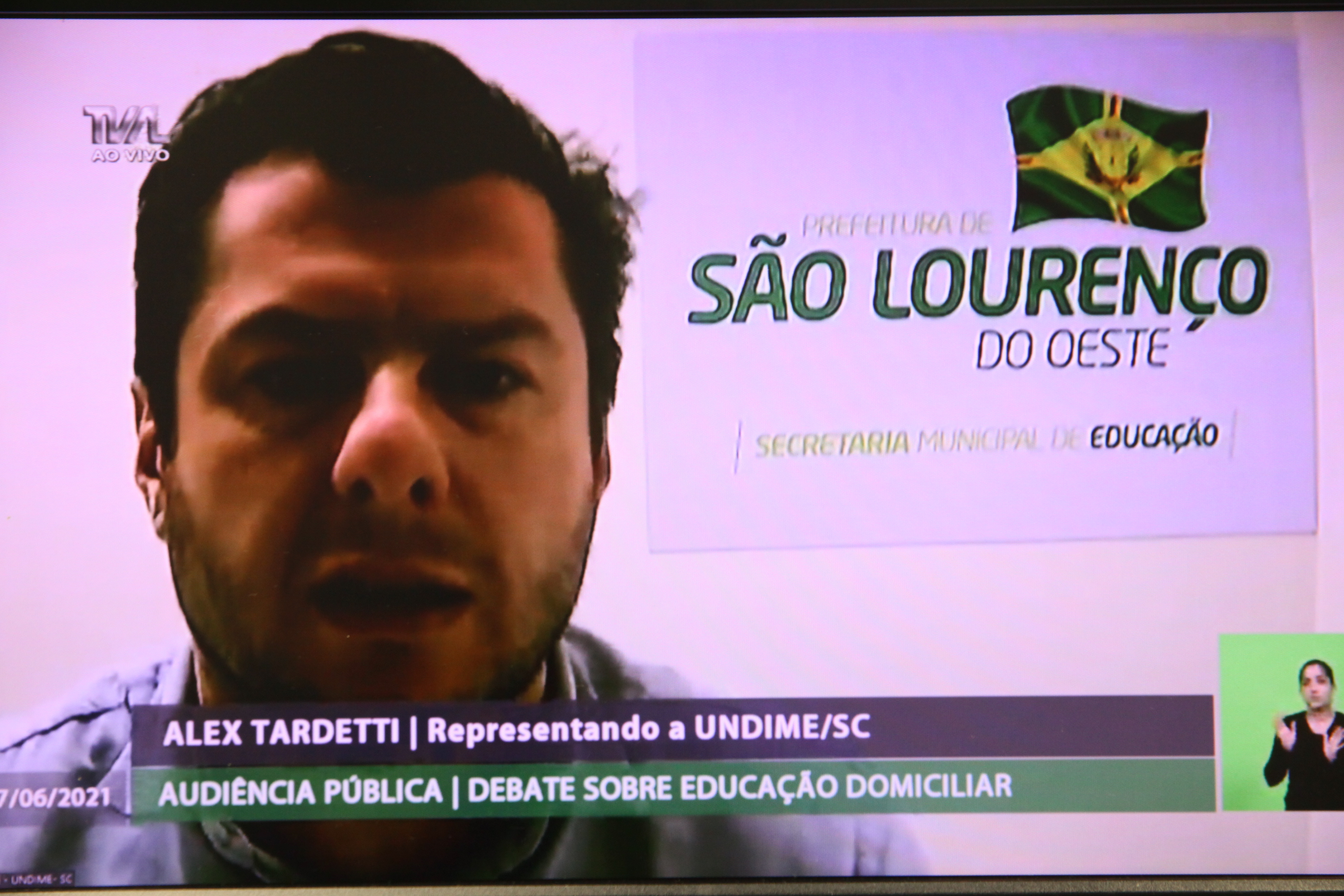 Audiência Pública Virtual - Previsão de Educação Domiciliar - Alex Tardetti (UNDIME/SC)