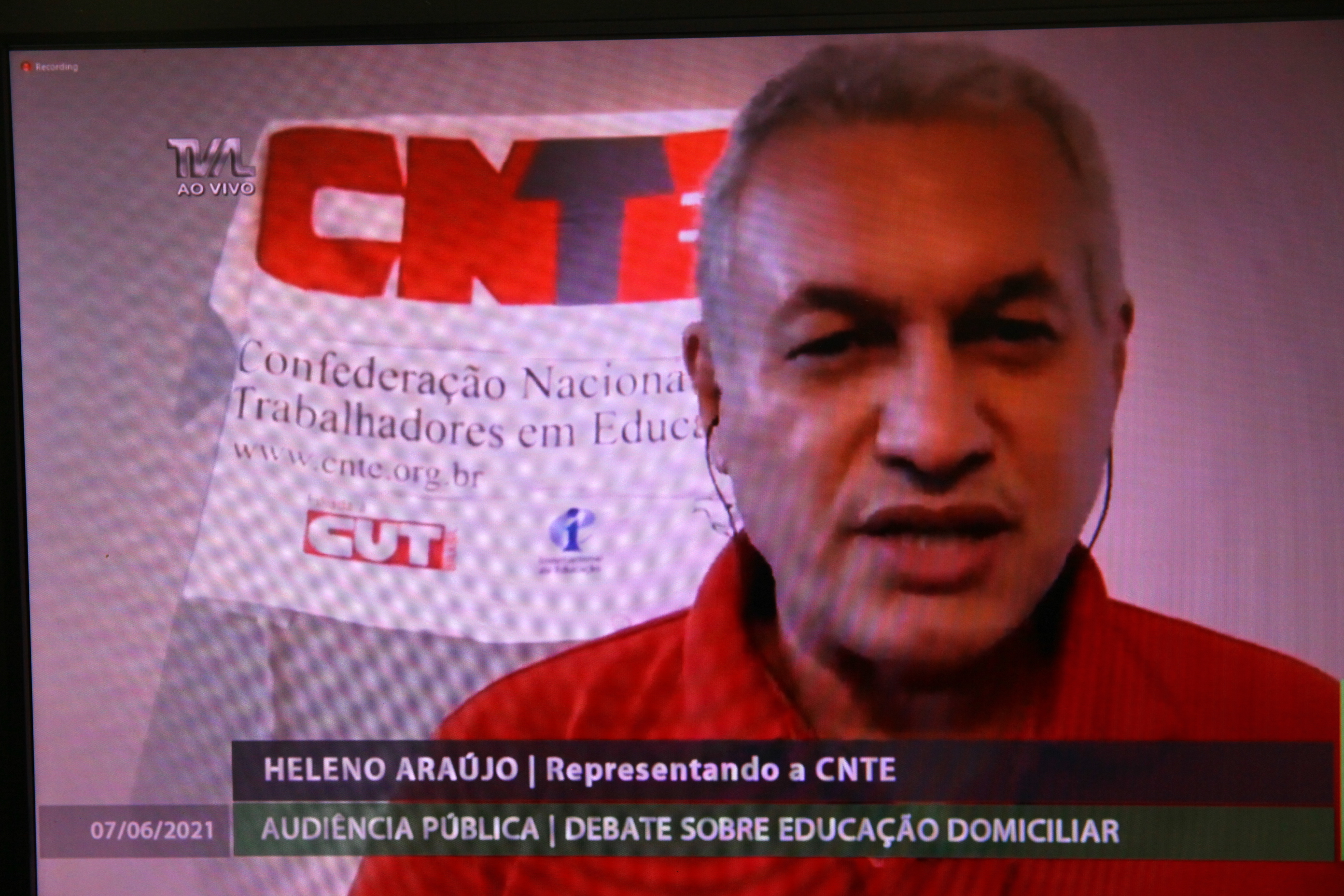 Audiência Pública Virtual - Previsão de Educação Domiciliar - Heleno Araújo (CNTE)