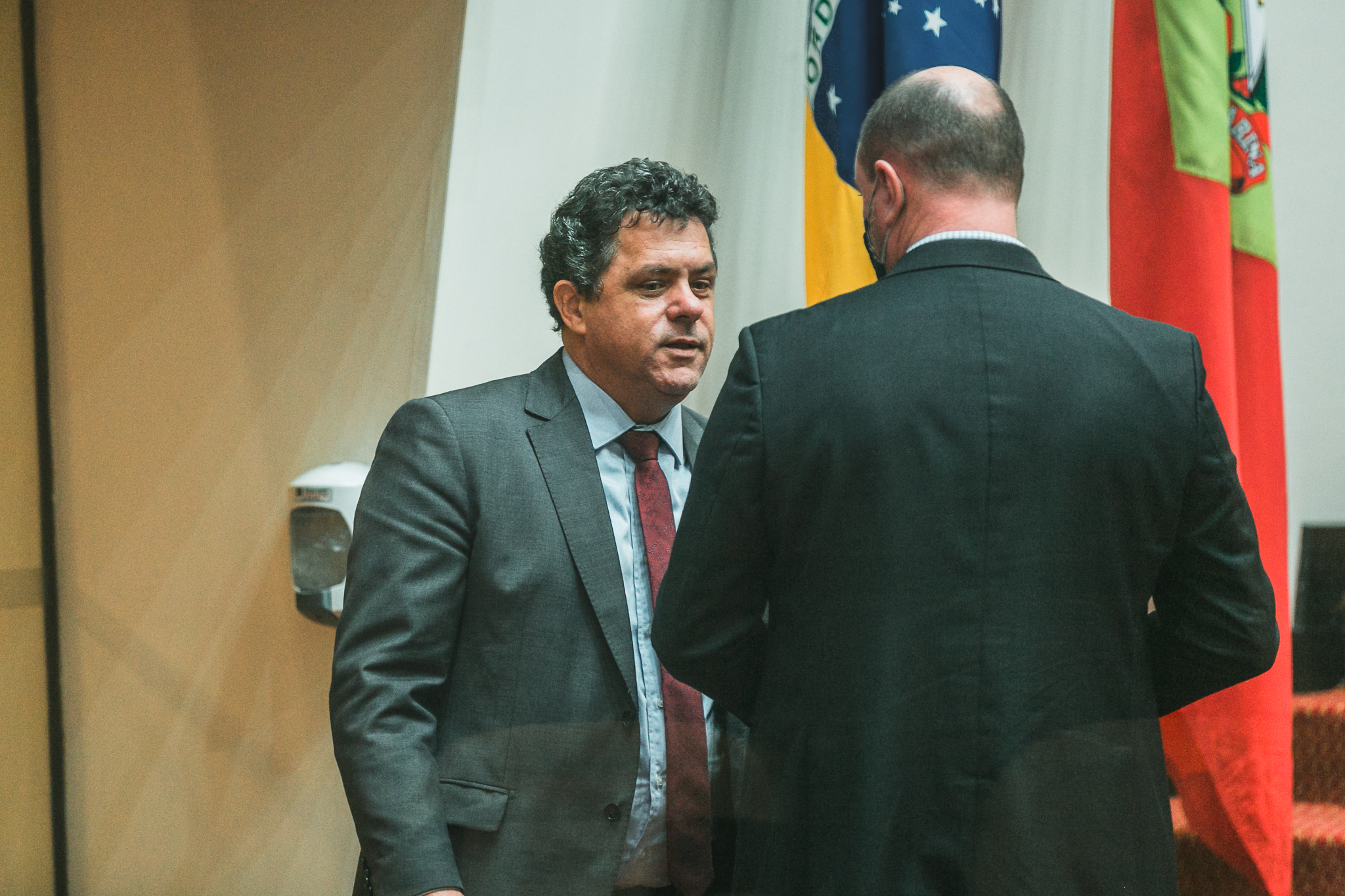 Deputado Ivan Natz (PL) - Deputado Mauro de Nadal (MDB)