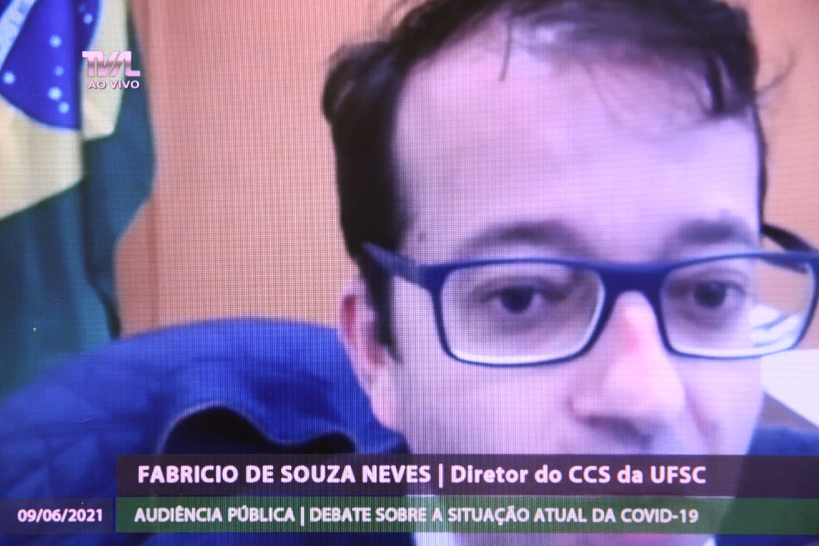 Comissão de Saúde - A situação atual no combate à pandemia do Covid-19 e a compra de insumos - Fabrício de Souza Neves (diretor do CCS da UFSC).