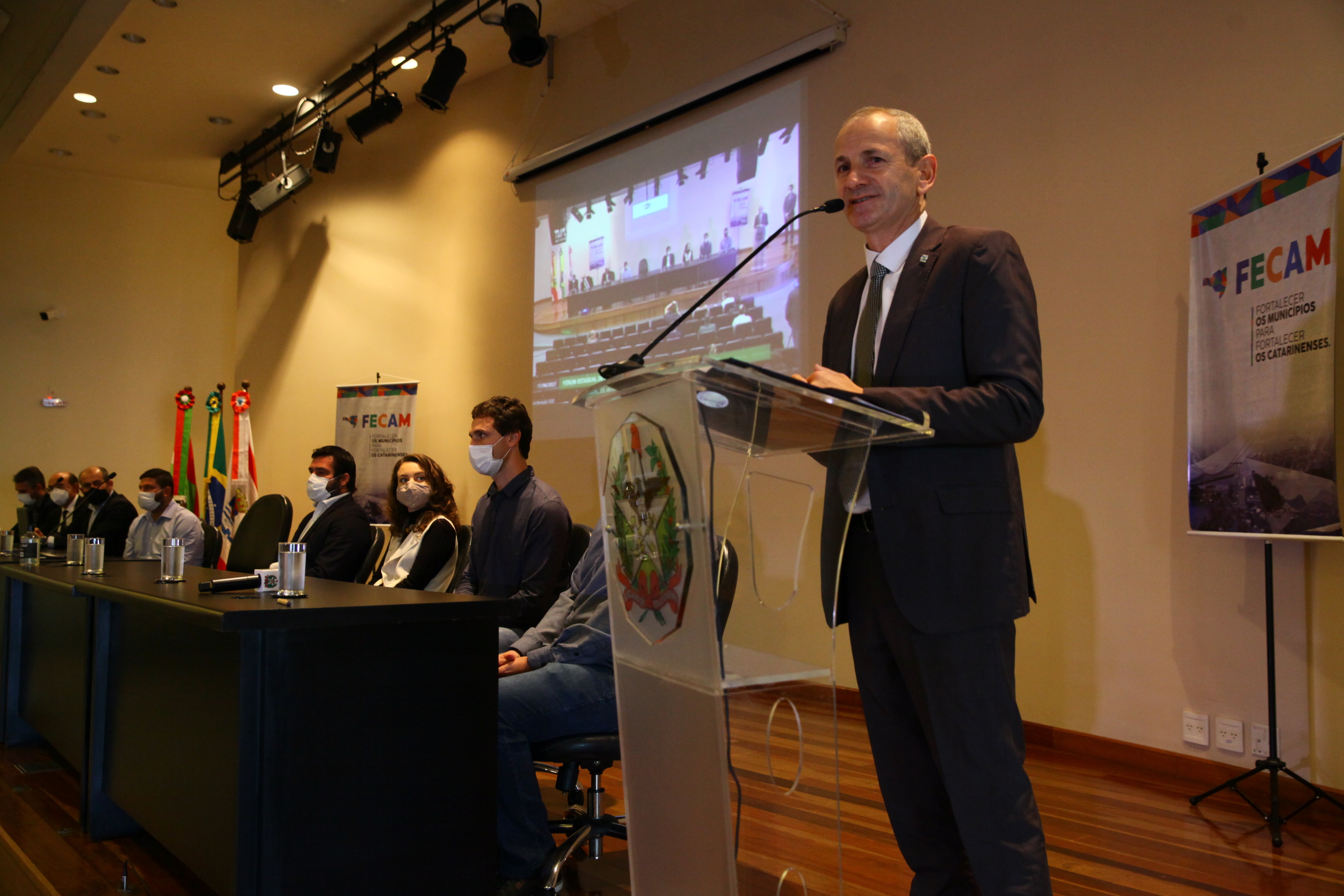 Fórum Estadual Municípios Lixo Zero. Gilmar Marco Pereira. vice-prefeito de Campos Novos