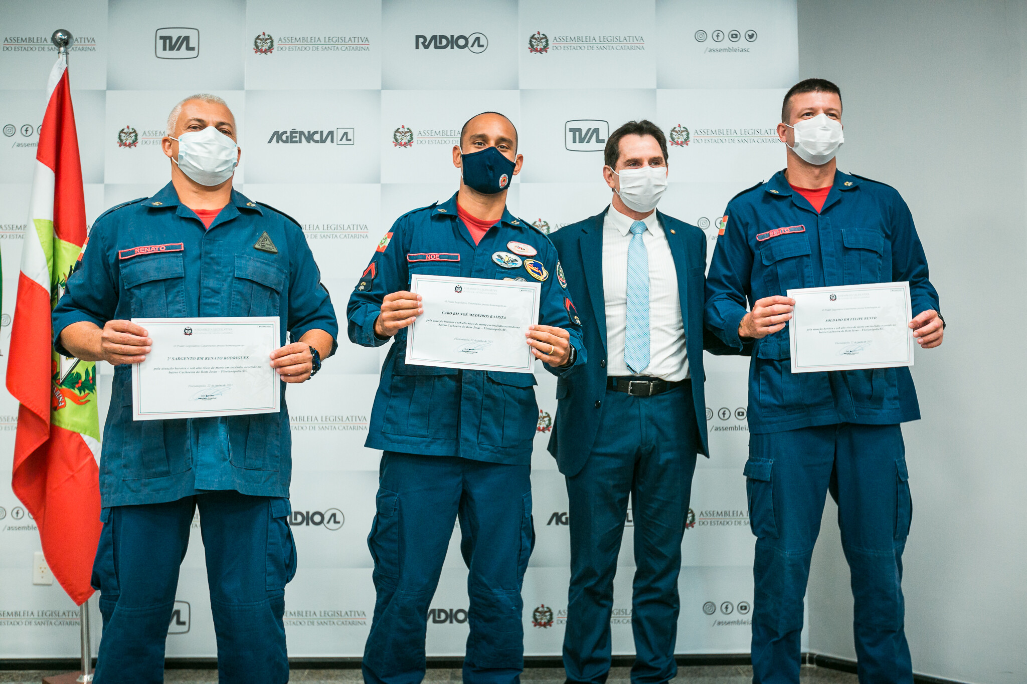 Bombeiros recebem moção de aplauso por ato de bravura
