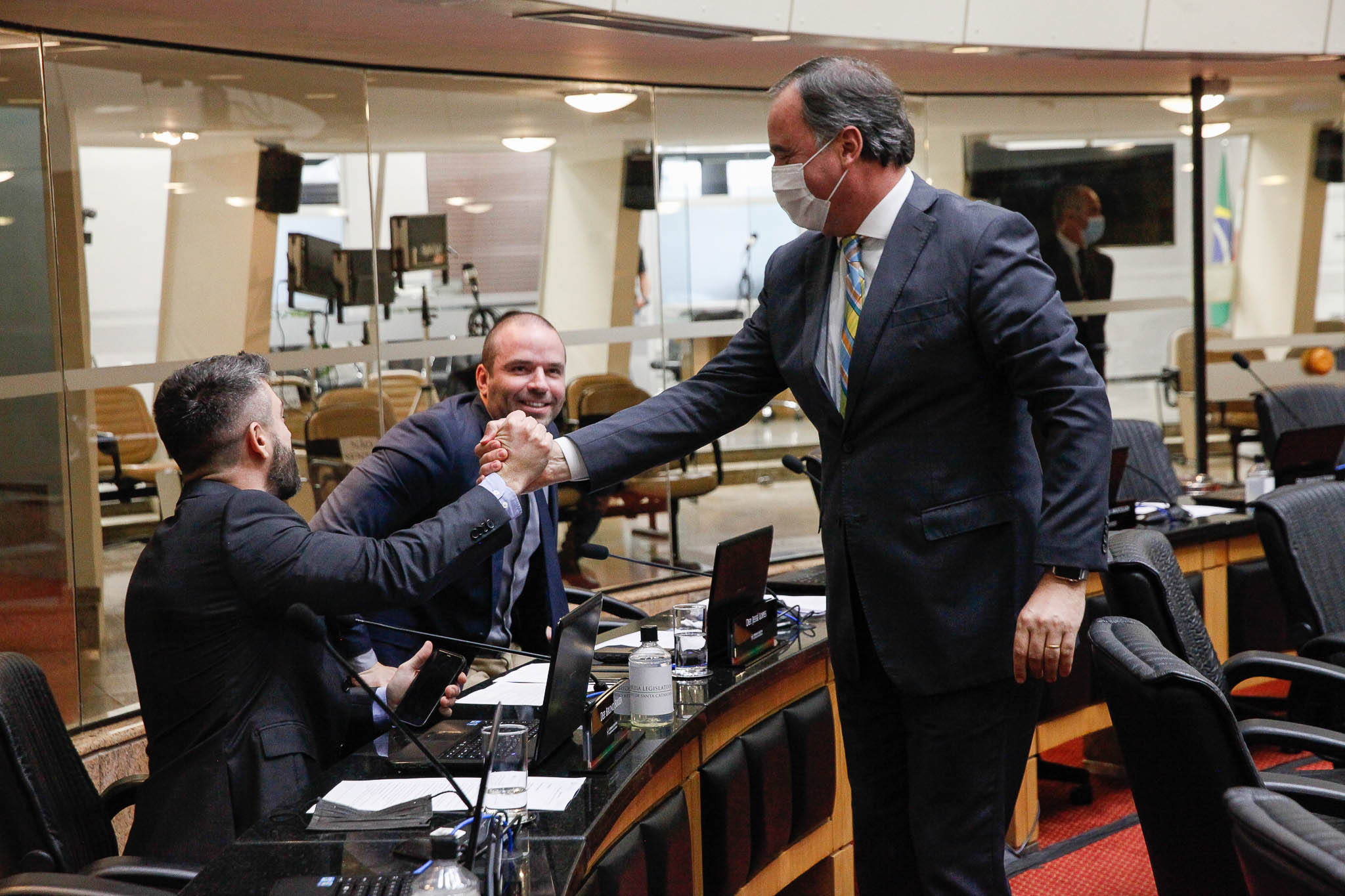 Deputado Bruno Souza (NOVO), Deputado Jessé Lopes (PSL), Deputado Kennedy Nunes (PSD)