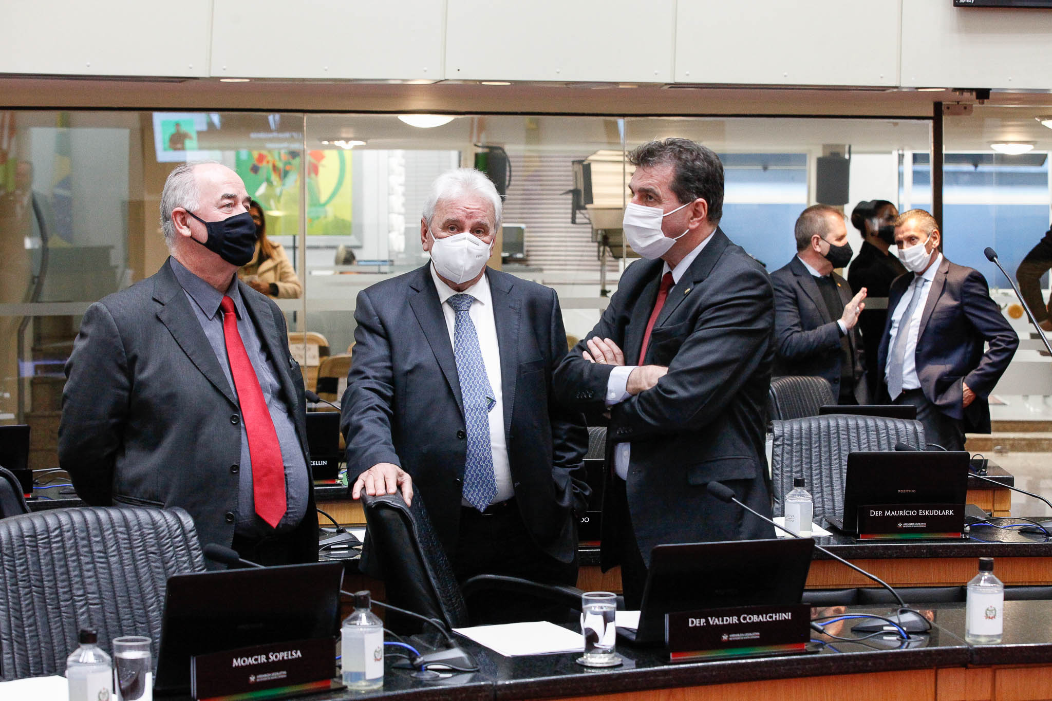 Deputado Romildo Titon (MDB), Deputado Moacir Sopelsa (MDB), Deputado Valdir Cobalchini (MDB)