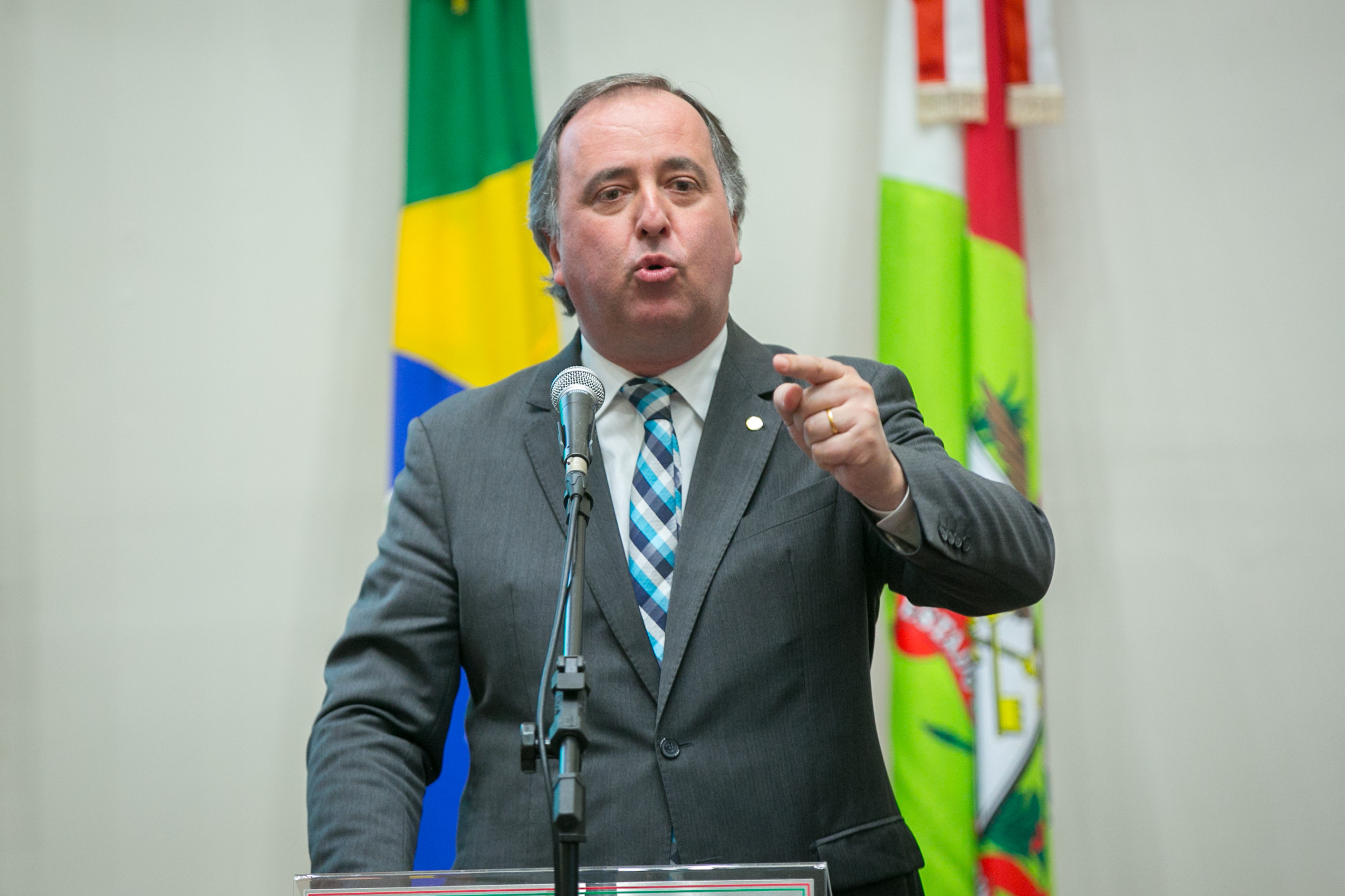 Deputado Kennedy Nunes (PTB)