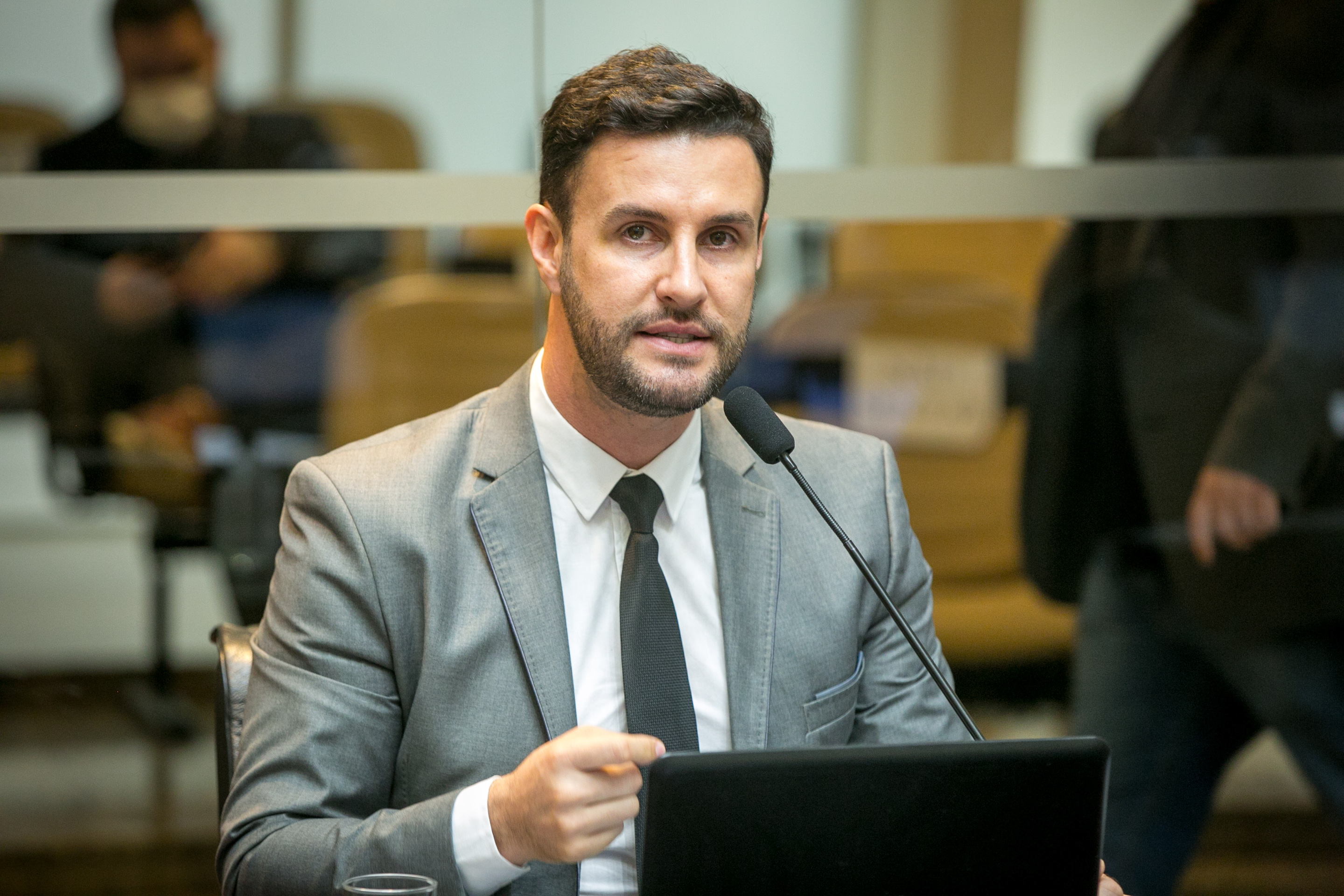 Deputado Felipe Estevão (PSL)