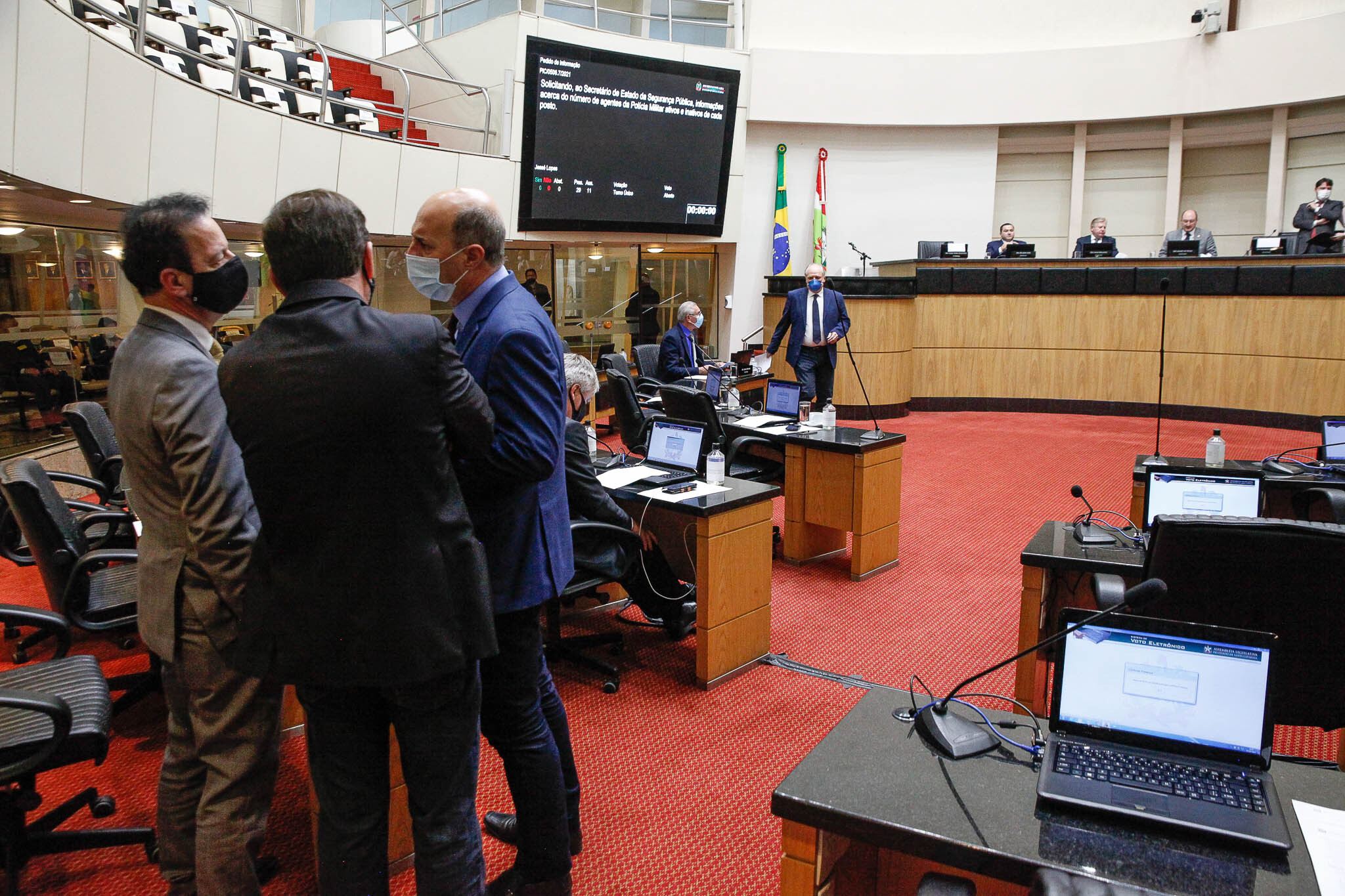 Deputados fazem novas críticas à UFSC e destacam reforma da previdência