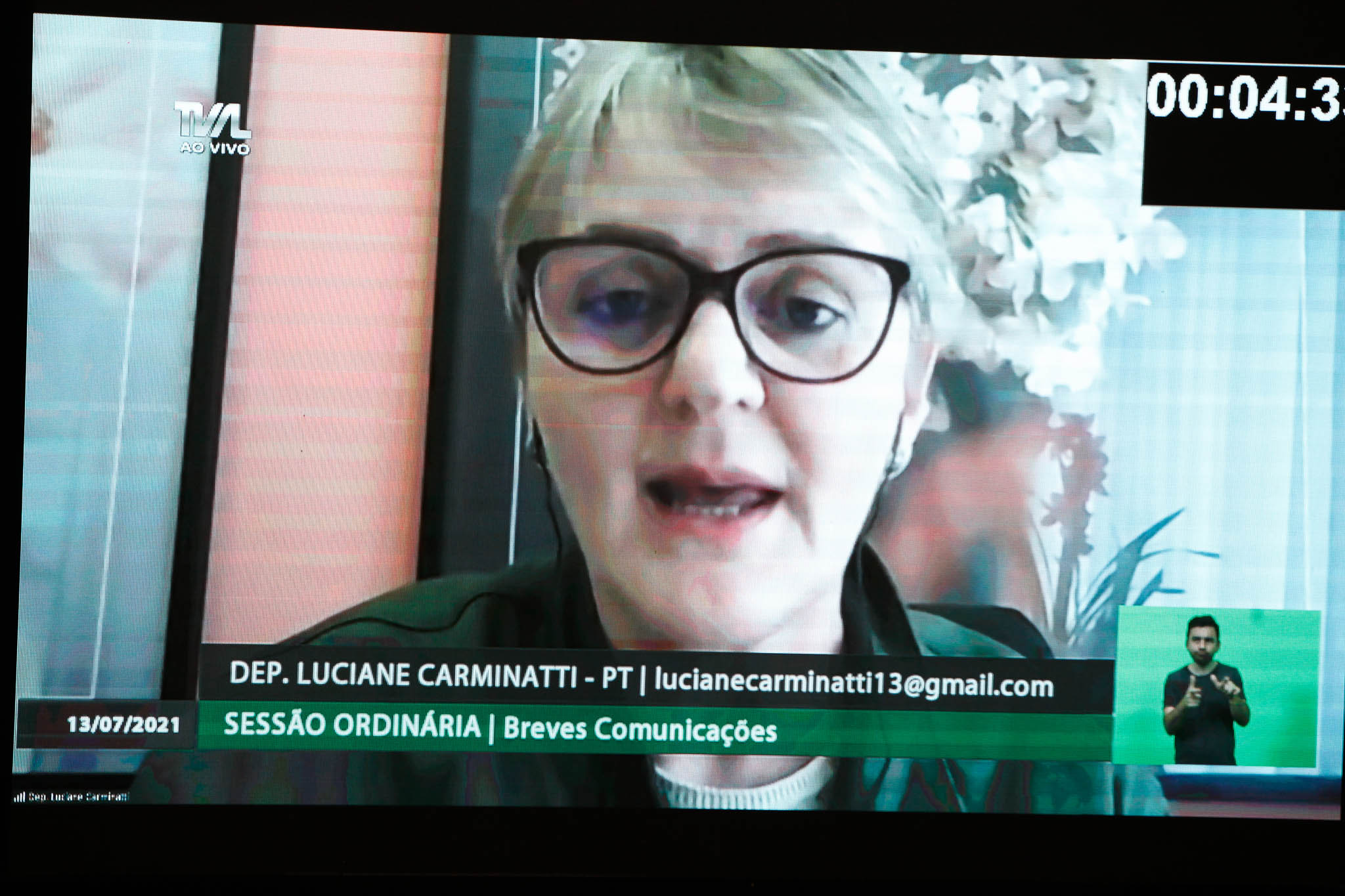 Deputada Luciane Carminatti (PT)