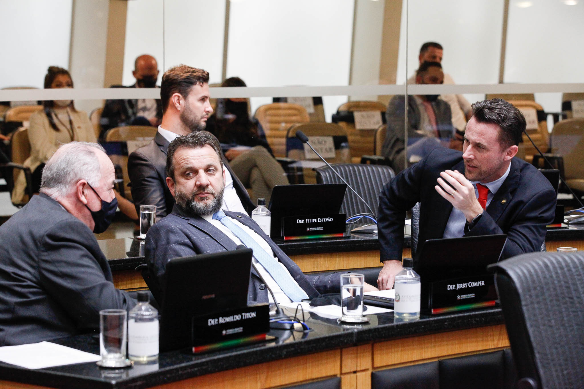 Deputado Romildo Titon (MDB), Deputado Jerry Comper (MDB), Deputado Fernando Krelling (MDB)